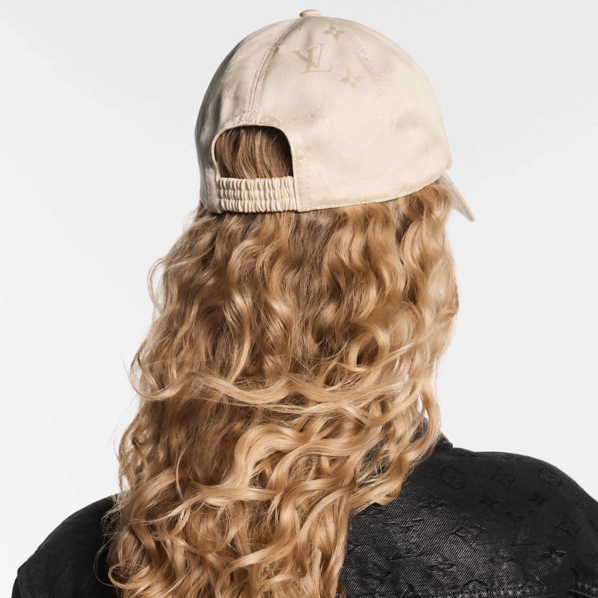 S00 Accessories Hats and Gloves LV Mine Cap | Louis Vuitton ® (Product zoom)