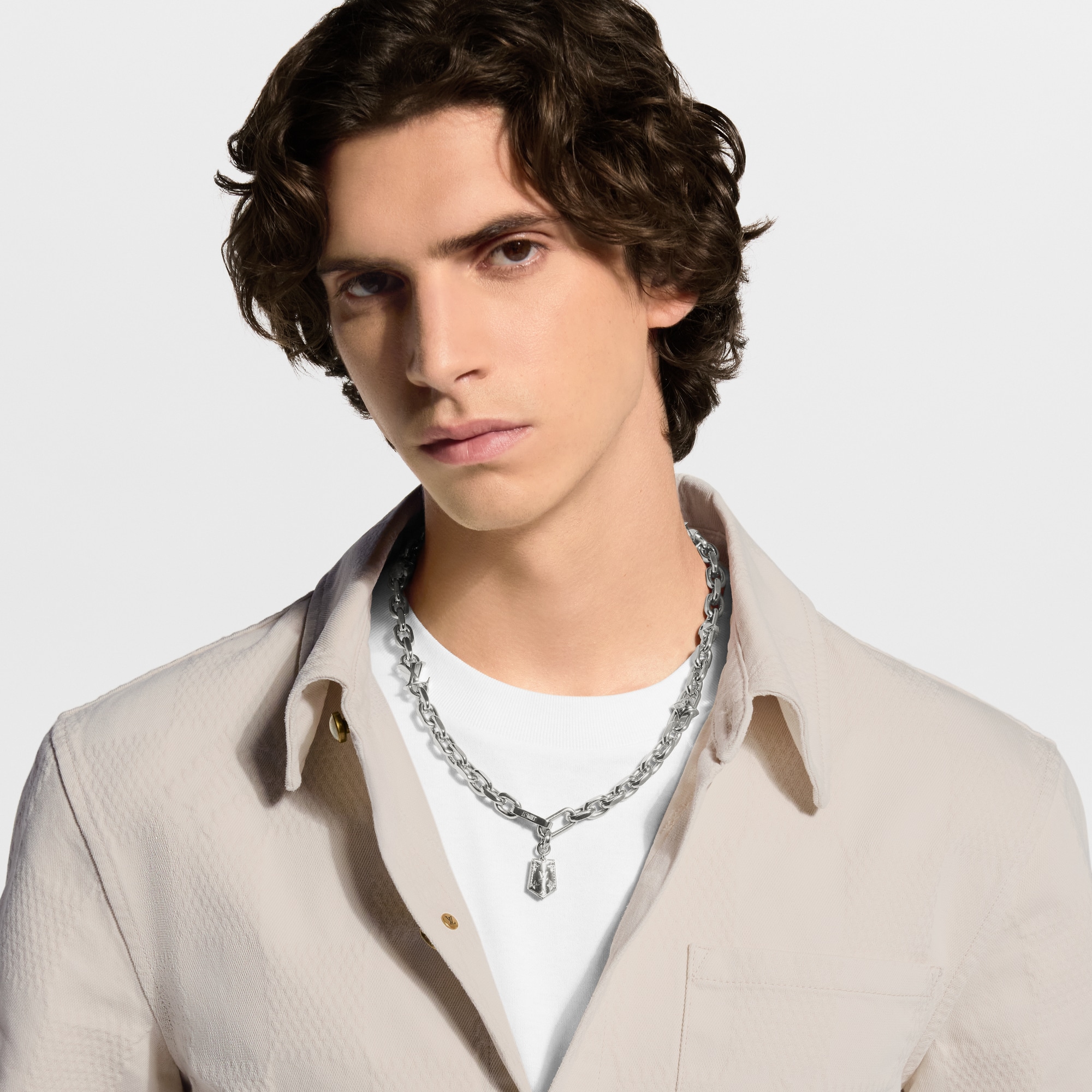 LV Spike Pendant S00 - Super Lucky Day - For Him | LOUIS  display picture 2