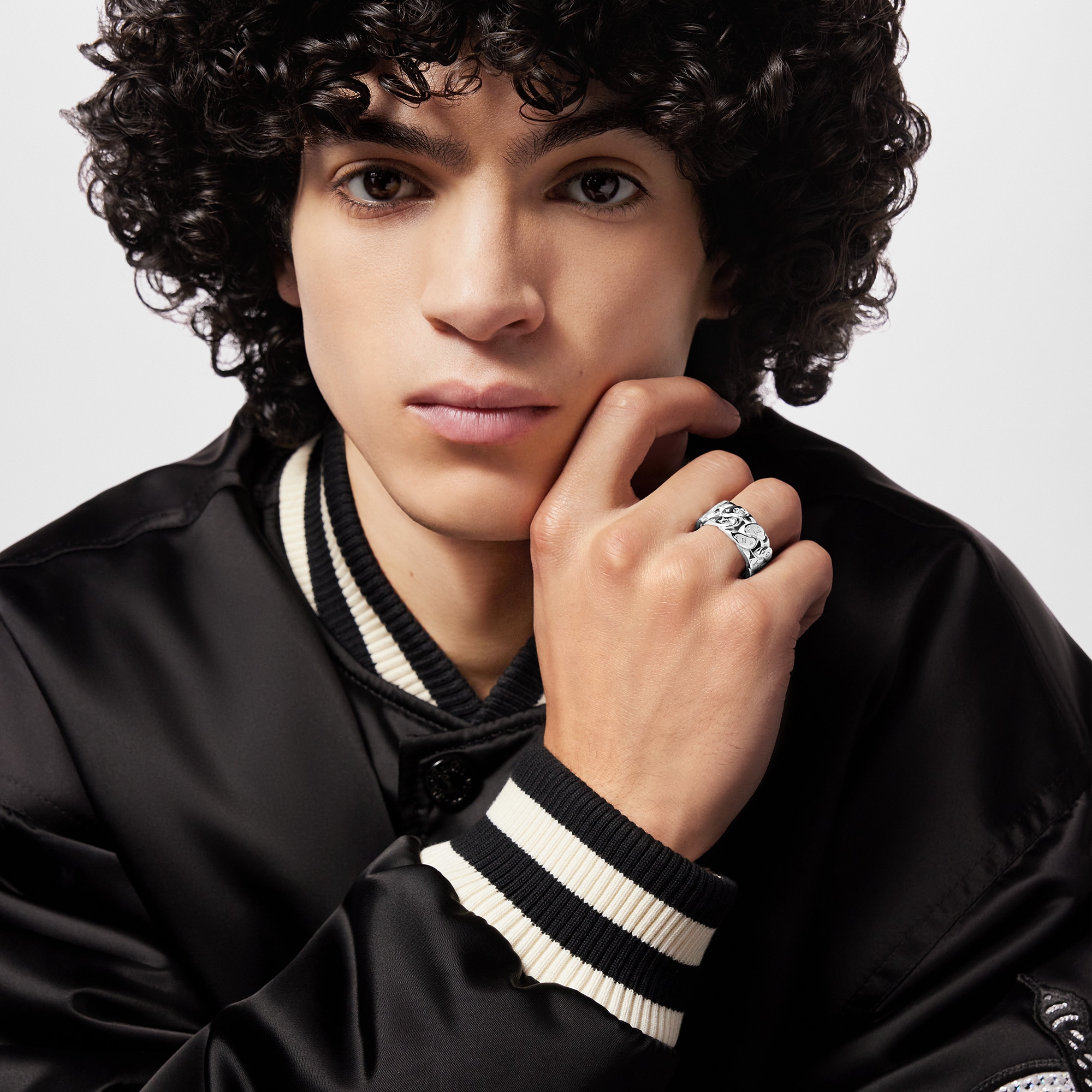 LV Mosaic Cuban Ring S00 - Men - Fashion Jewelry | LOUIS VUITTON ®