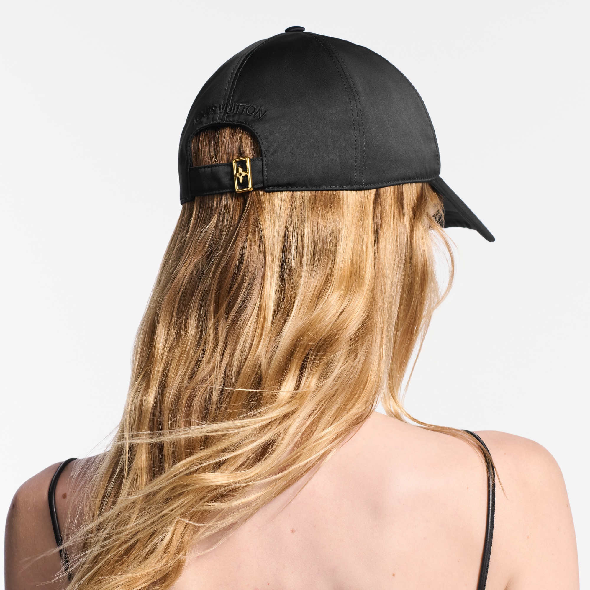S00 Accessories Hats and Gloves LV Move Cap | Louis Vuitton ® (Product zoom)