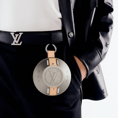Watchmaking Connected Objects LV Nanogram Speaker Silver | Louis Vuitton ® (Product zoom)