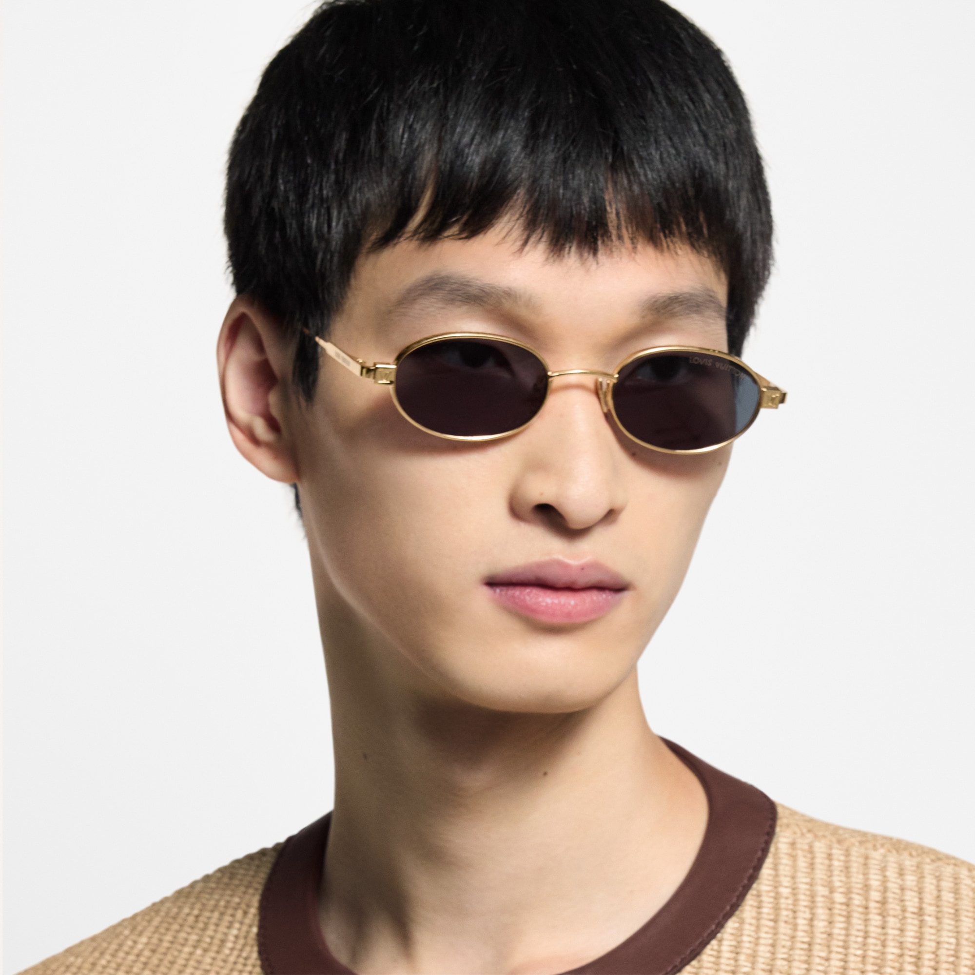 S00 Accessories Sunglasses LV Pure Low Oval Sunglasses | Louis Vuitton ® (Product zoom)