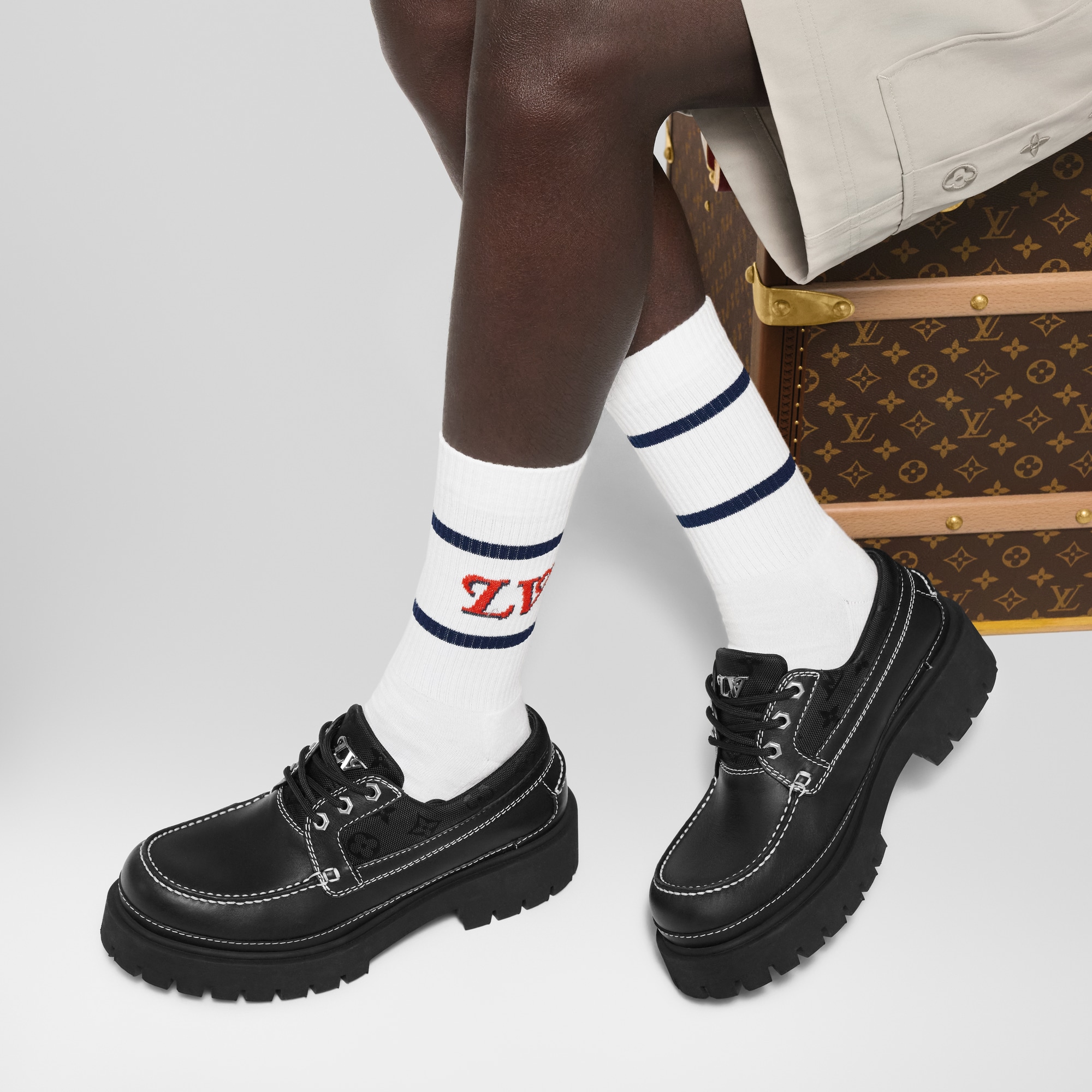  Shoes Buckles and Lace-Ups LV Remix Boat Shoe | Louis Vuitton ® (Product zoom)