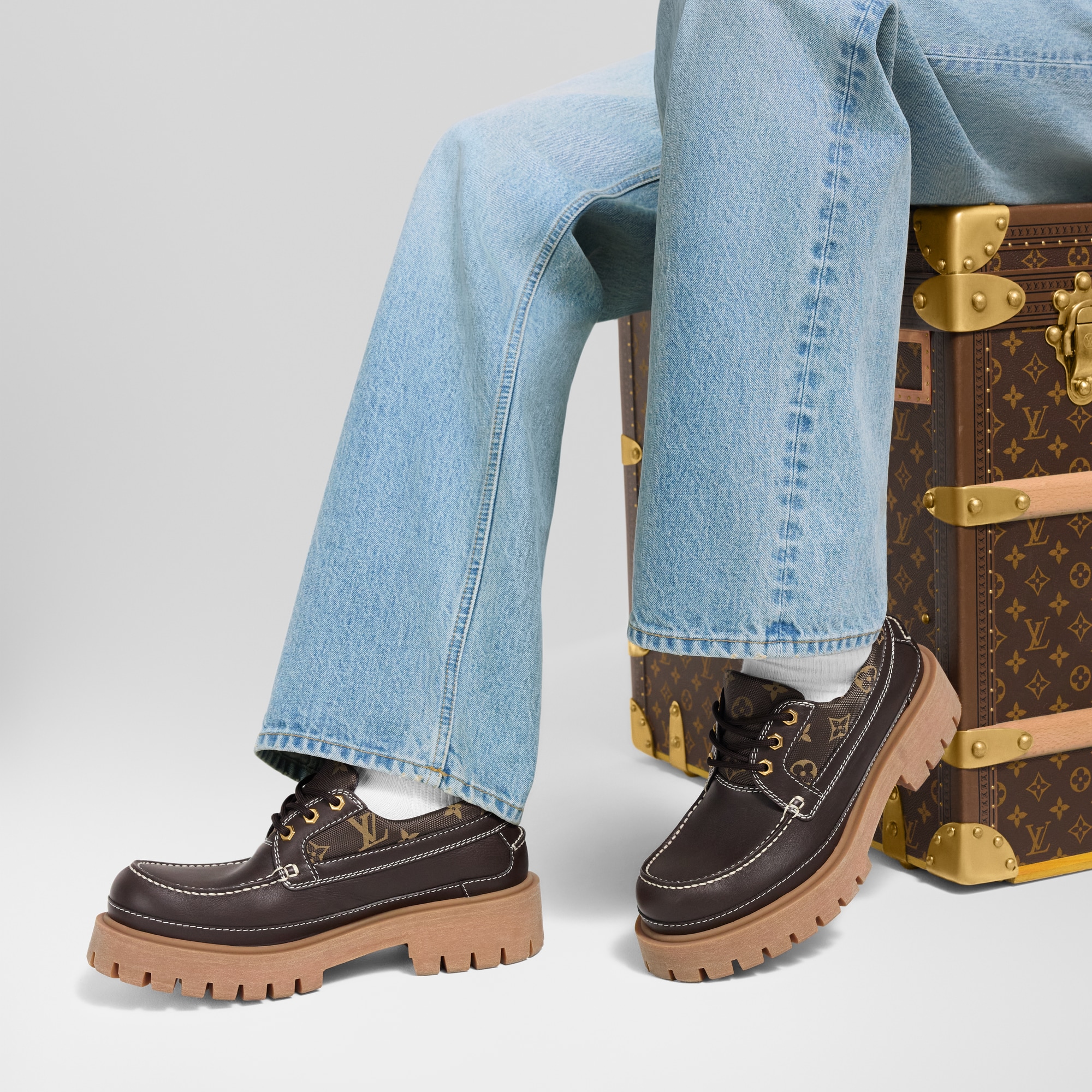  Shoes Buckles and Lace-Ups LV Remix Boat Shoe | Louis Vuitton ® (Product zoom)