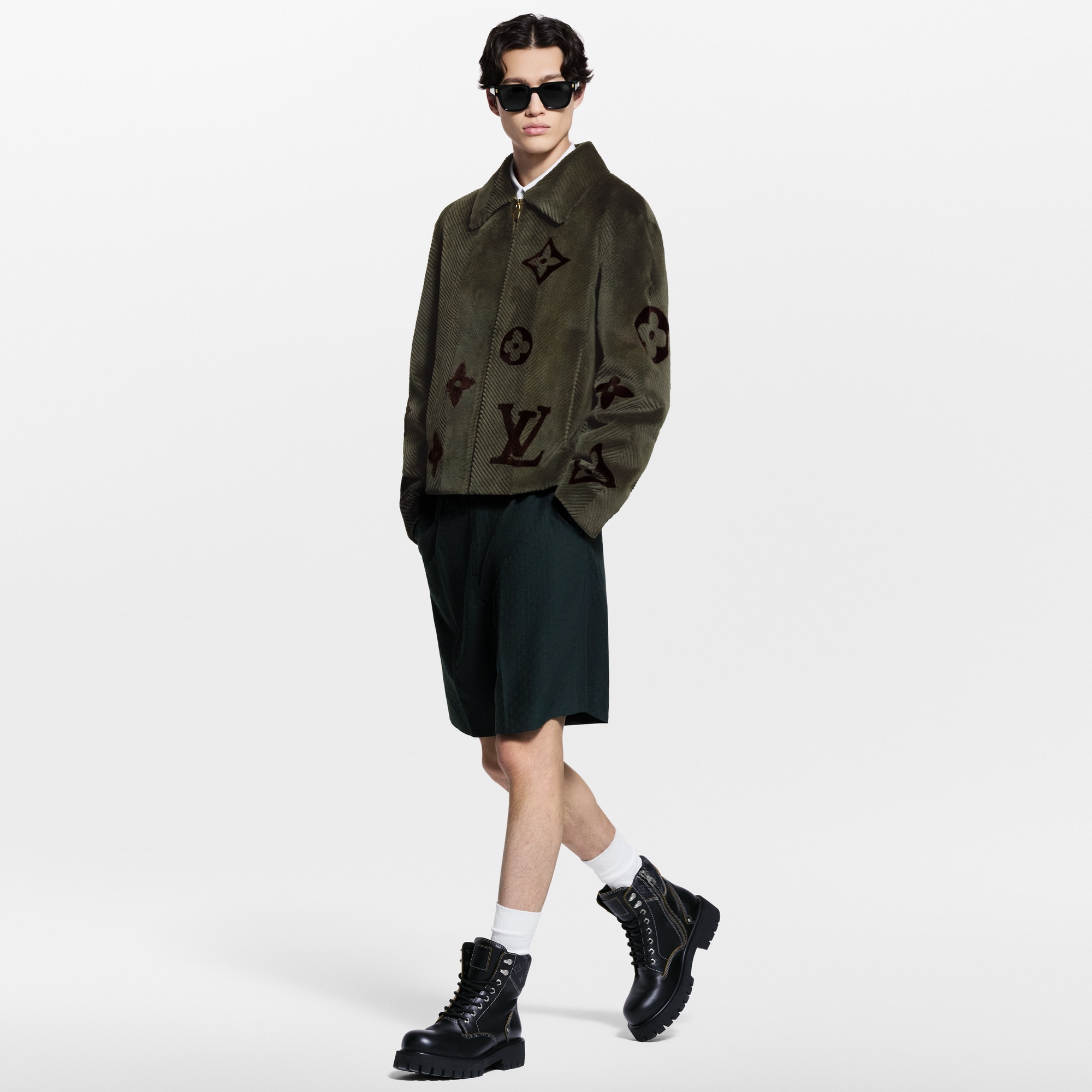  Shoes Boots LV Remix Combat Boot | Louis Vuitton ® (Product zoom)