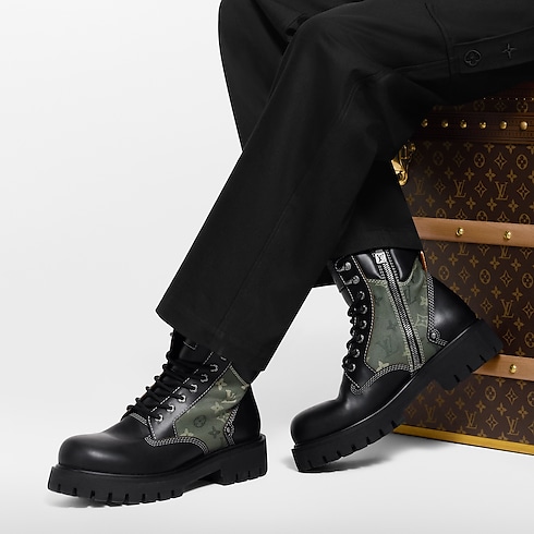 Shoes Boots LV Remix Combat Boot | Louis Vuitton ® (Product zoom)