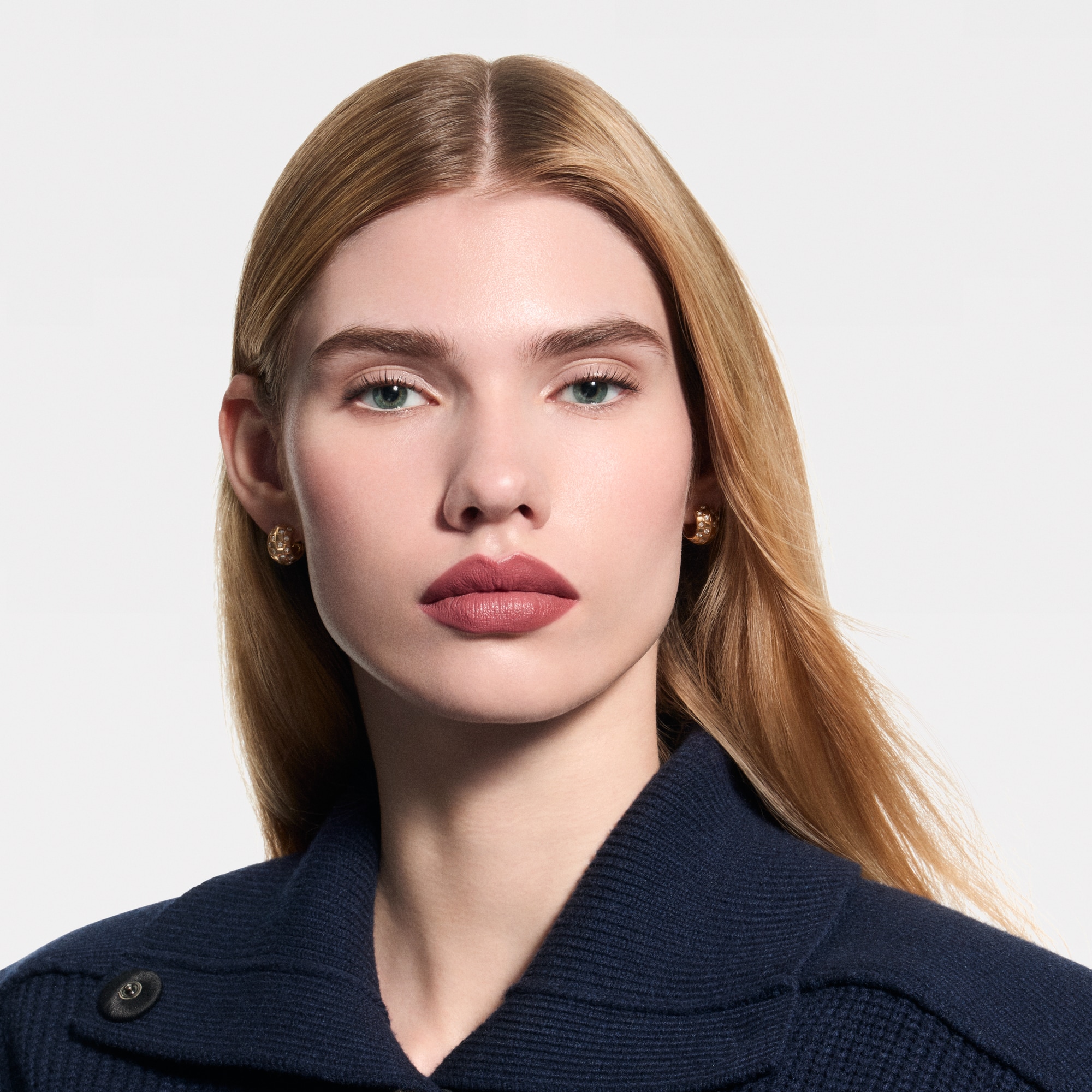  Lips } LV Rouge - Matte Lipstick | Louis Vuitton ® (Product zoom)
