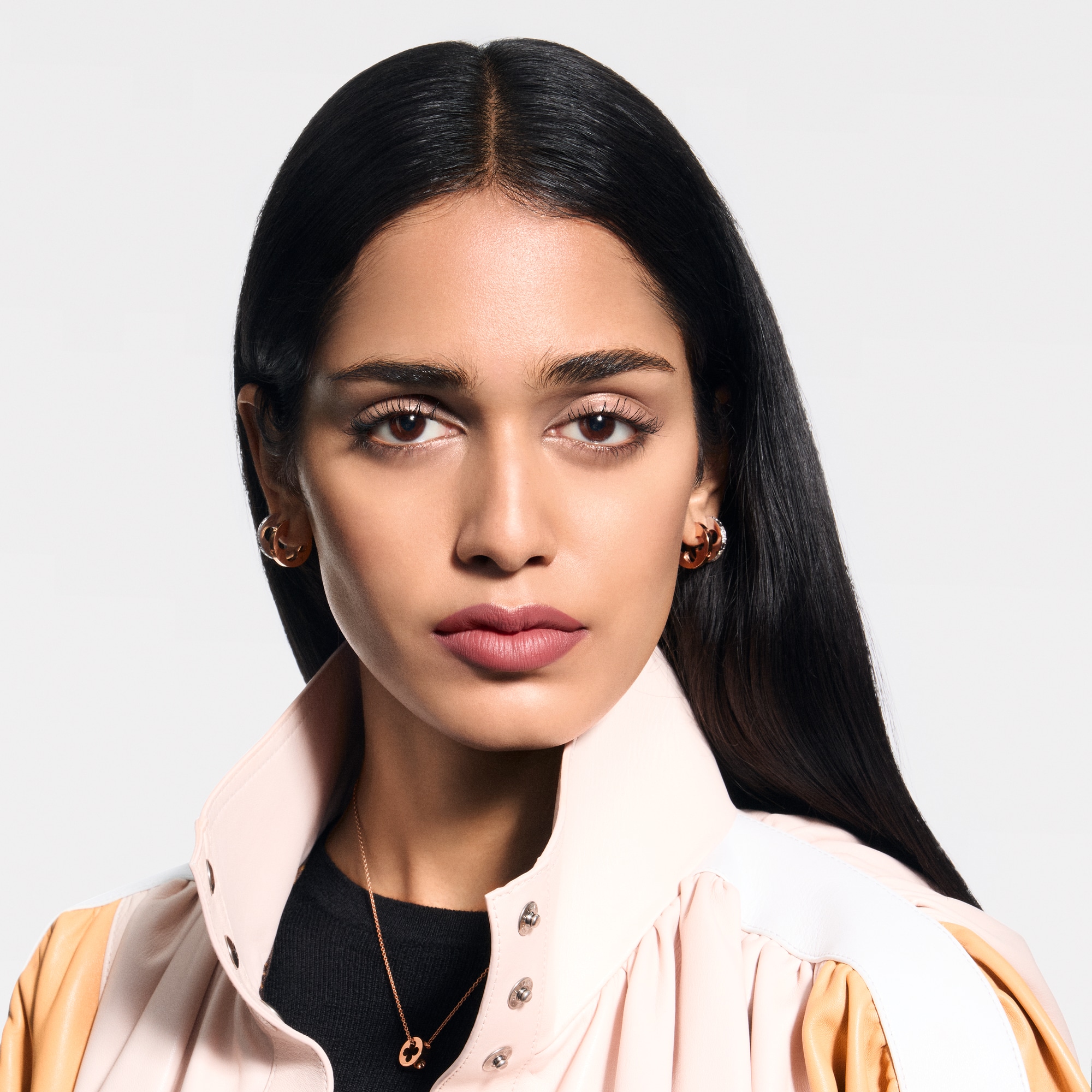  Lips } LV Rouge - Matte Lipstick | Louis Vuitton ® (Product zoom)