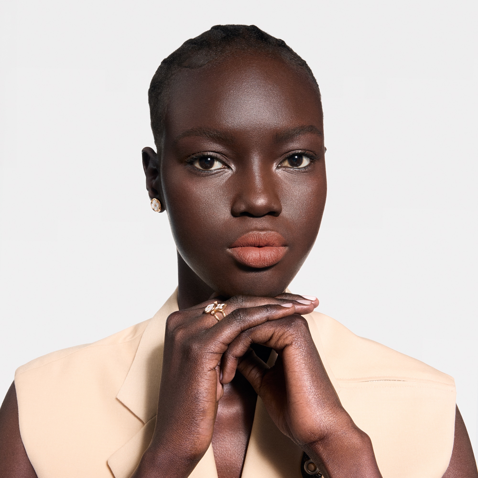  Lips } LV Rouge - Matte Lipstick | Louis Vuitton ® (Product zoom)