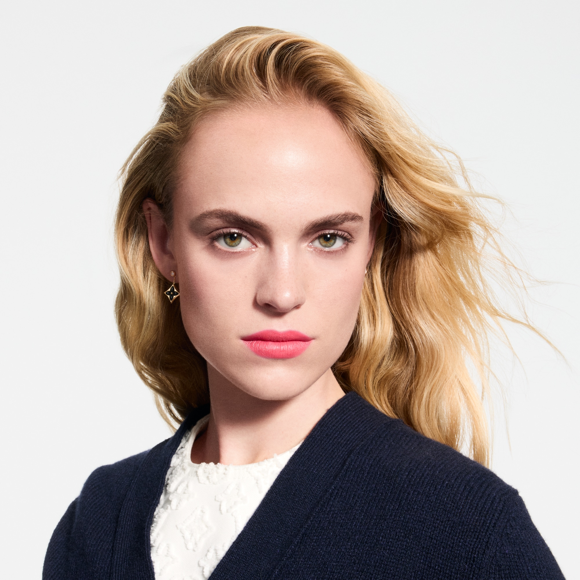  Lips } LV Rouge - Matte Lipstick Refill | Louis Vuitton ® (Product zoom)