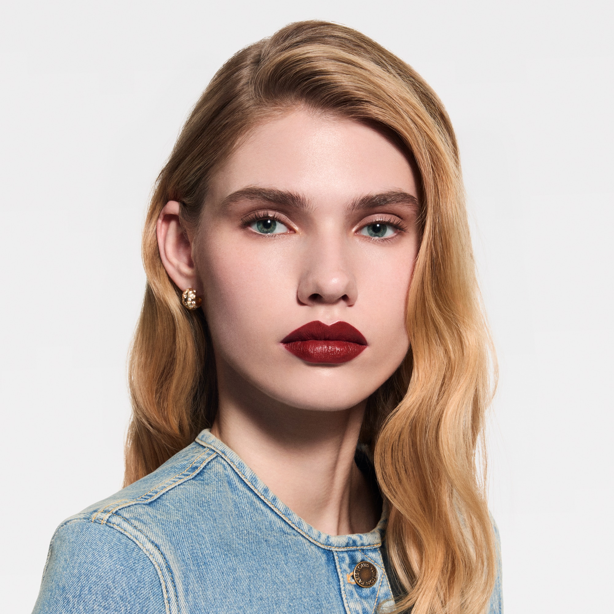  Lips } LV Rouge - Satin Lipstick | Louis Vuitton ® (Product zoom)