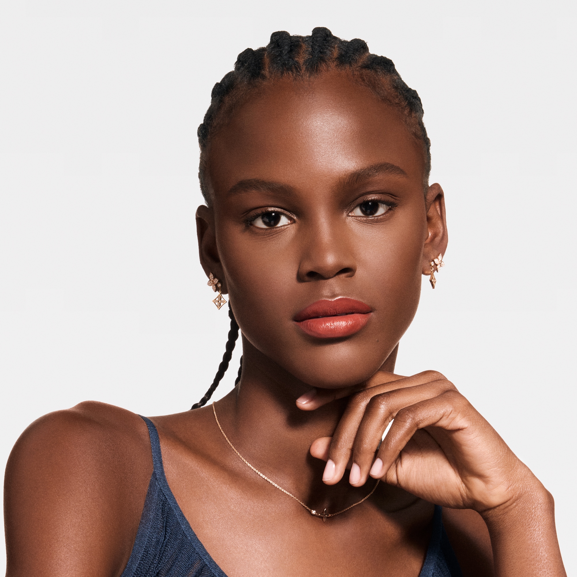  Lips } LV Rouge - Satin Lipstick | Louis Vuitton ® (Product zoom)