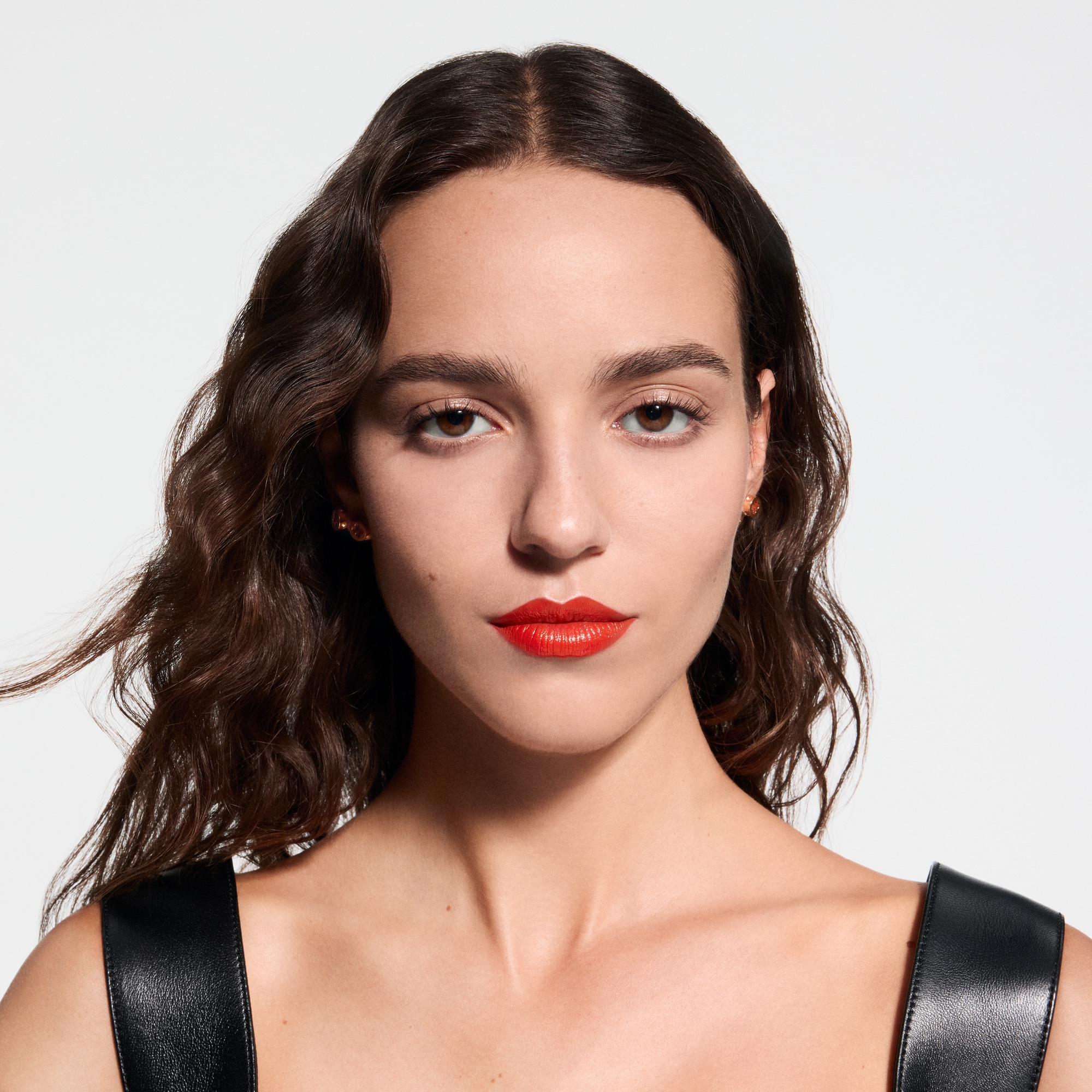  Lips } LV Rouge - Satin Lipstick | Louis Vuitton ® (Product zoom)