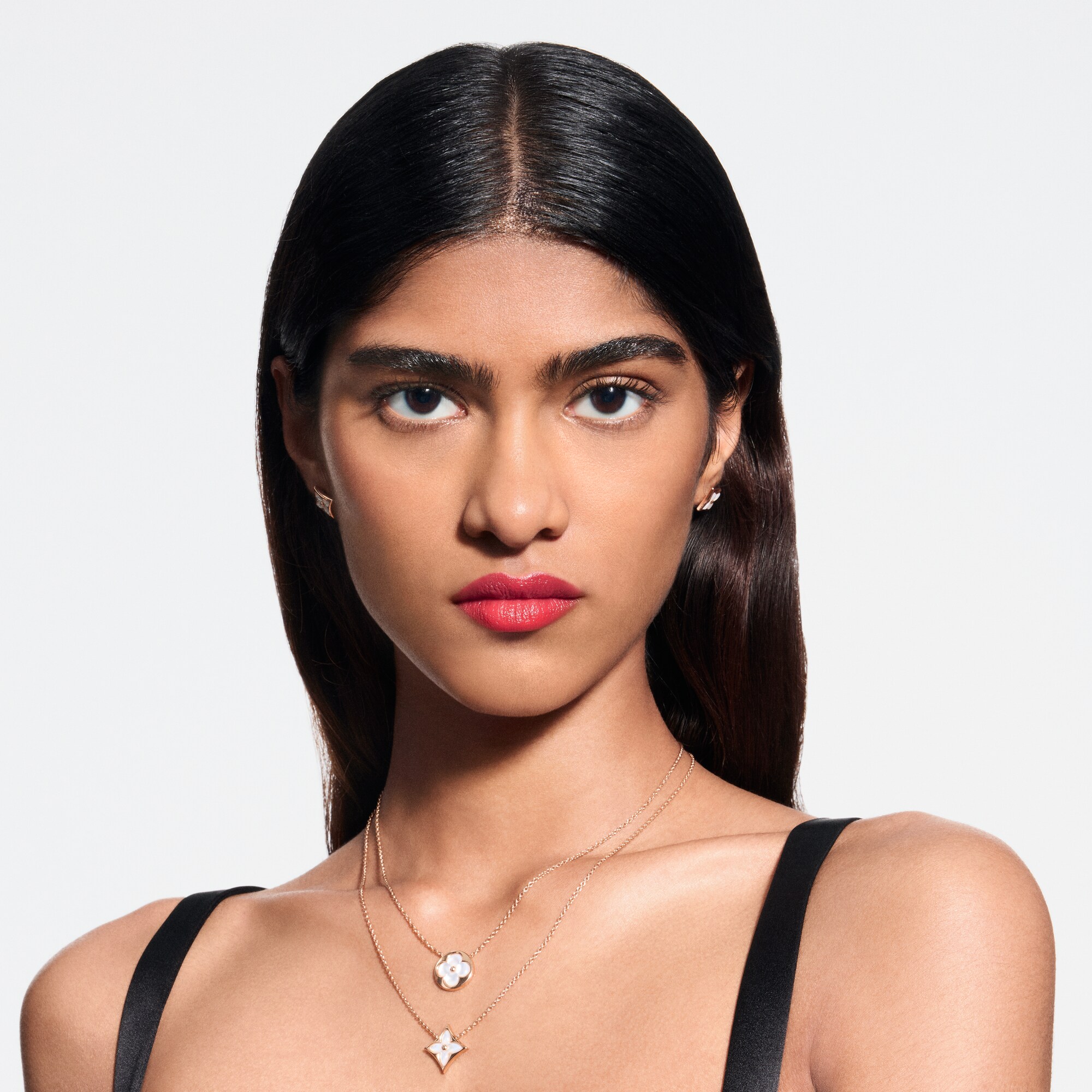  Lips } LV Rouge - Satin Lipstick Refill | Louis Vuitton ® (Product zoom)