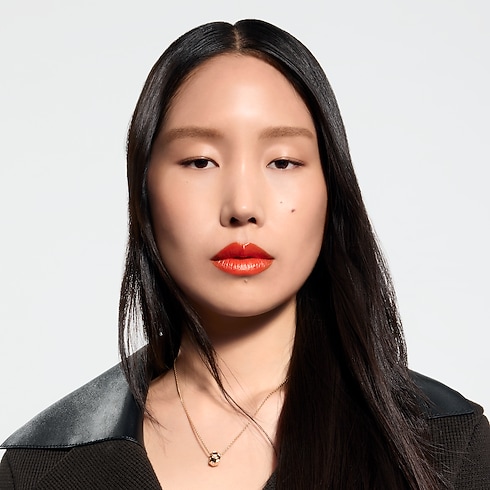 Lips } LV Rouge - Satin Lipstick Refill | Louis Vuitton ® (Product zoom)