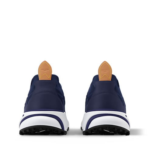 Shoes Sneakers LV Runner Tatic Sneaker | Louis Vuitton ® (Product zoom)