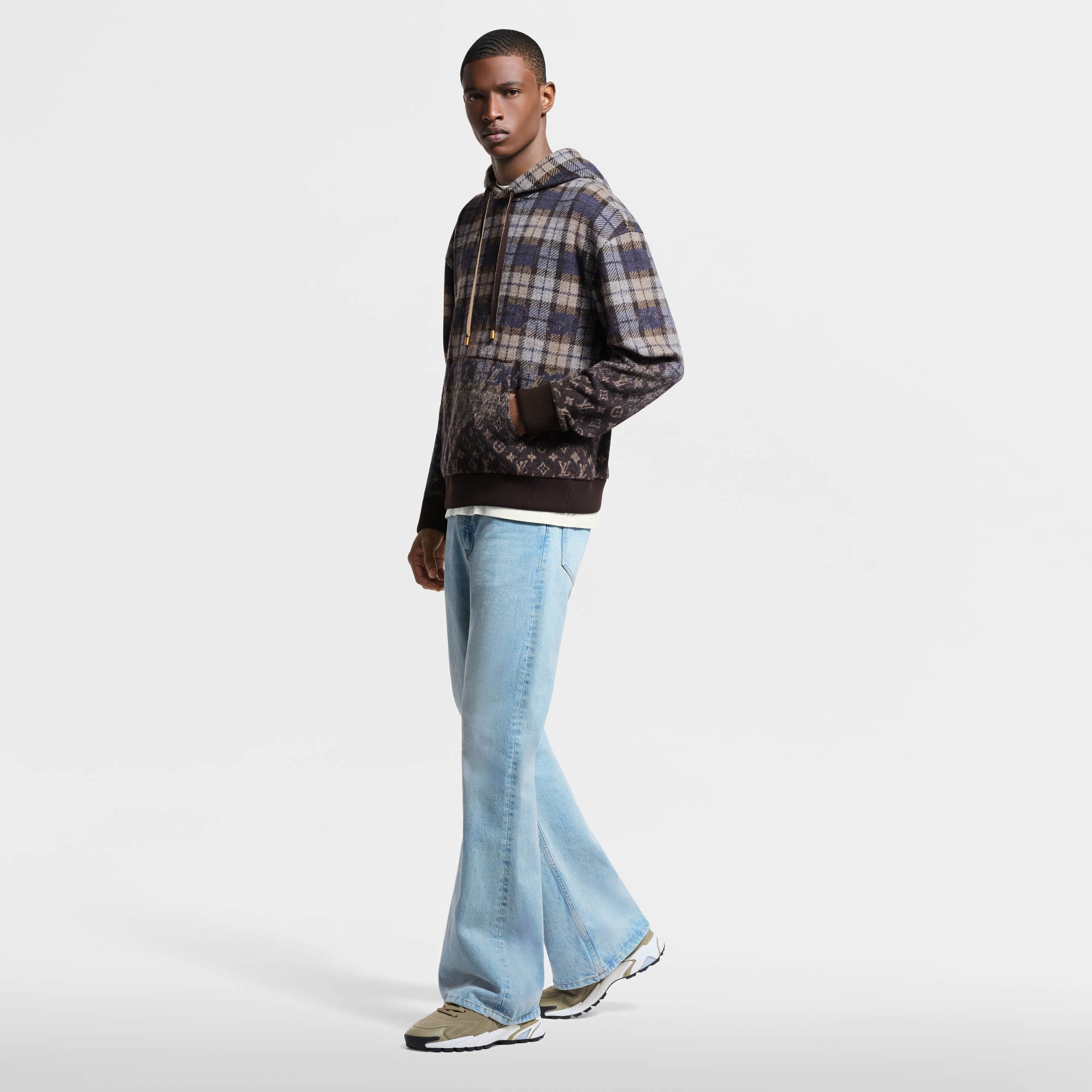  Shoes Loafers and Moccasins LV Runner Tatic Sneaker | Louis Vuitton ® (Product zoom)