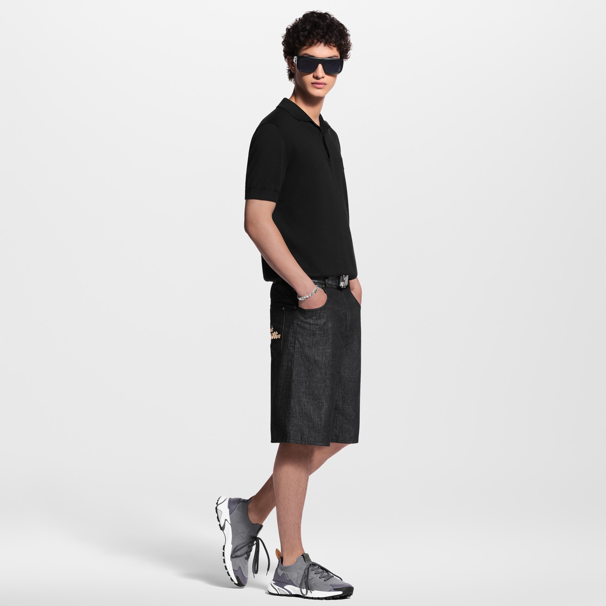  Shoes Sneakers LV Runner Tatic Sneaker | Louis Vuitton ® (Product zoom)