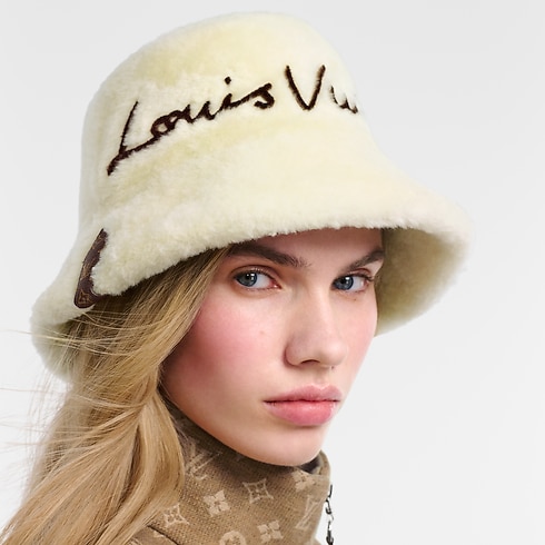 S00 Accessories Hats and Gloves LV Script Cloud Bob | Louis Vuitton ® (Product zoom)