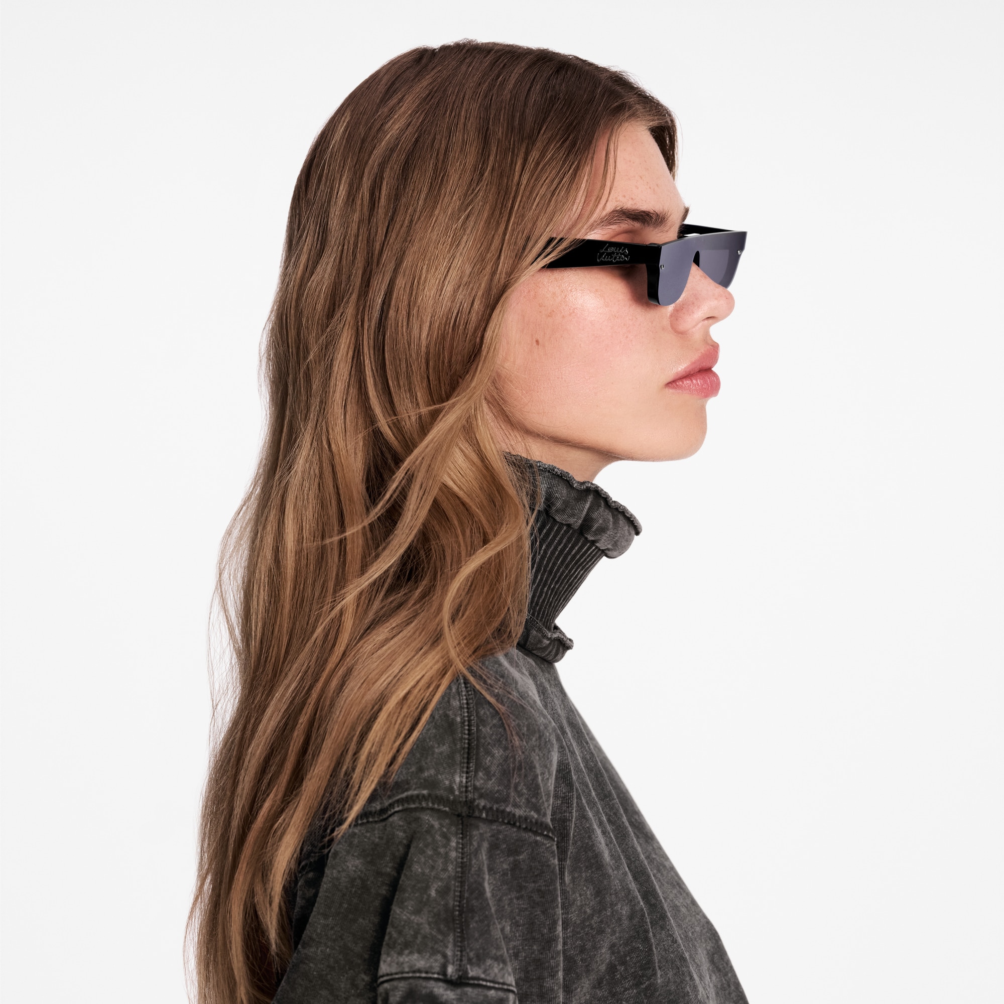 S00 Accessories Eyewear LV Script Rectangle Sunglasses | Louis Vuitton ® (Product zoom)