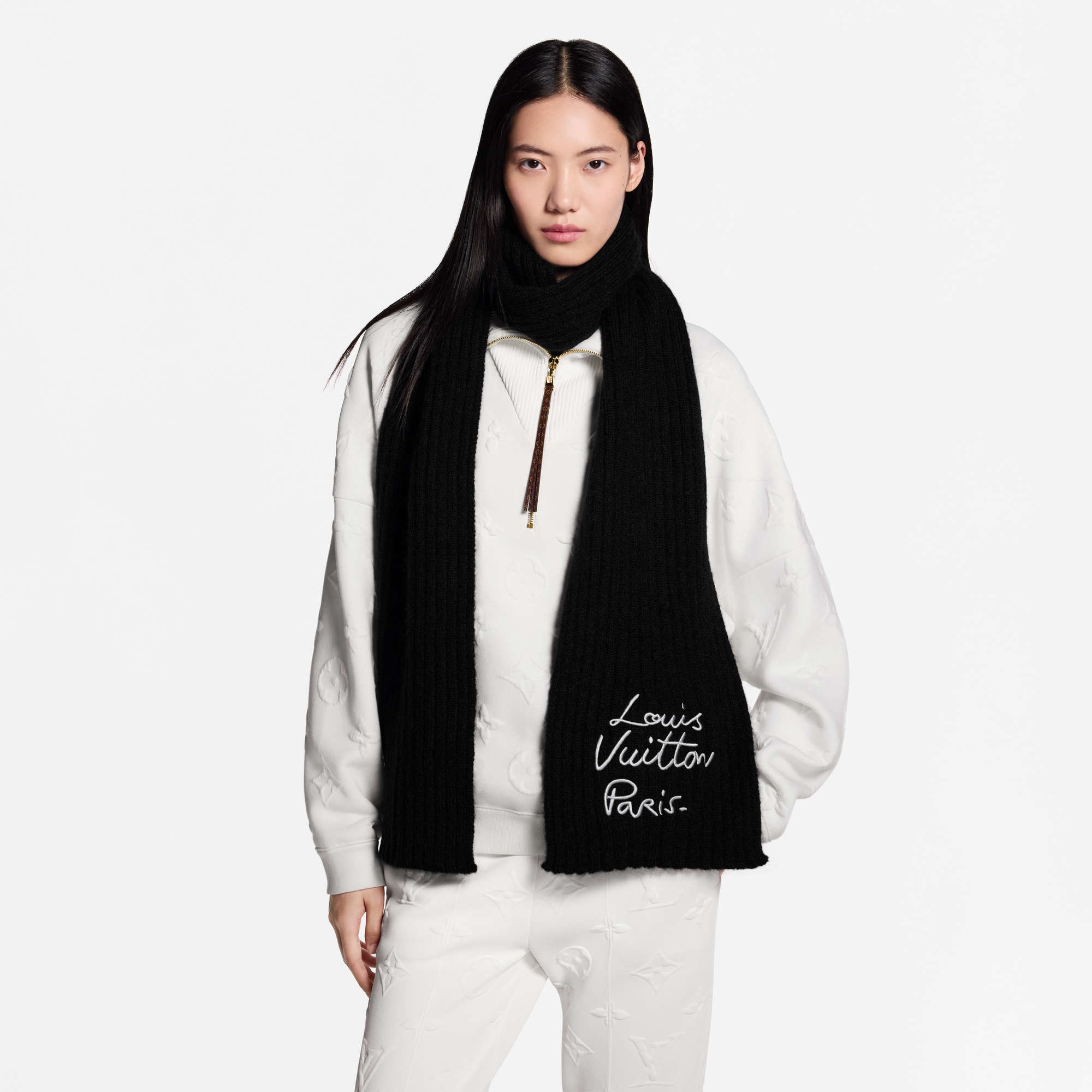S00 Accessories Scarves LV Script Scarf | Louis Vuitton ® (Product zoom)