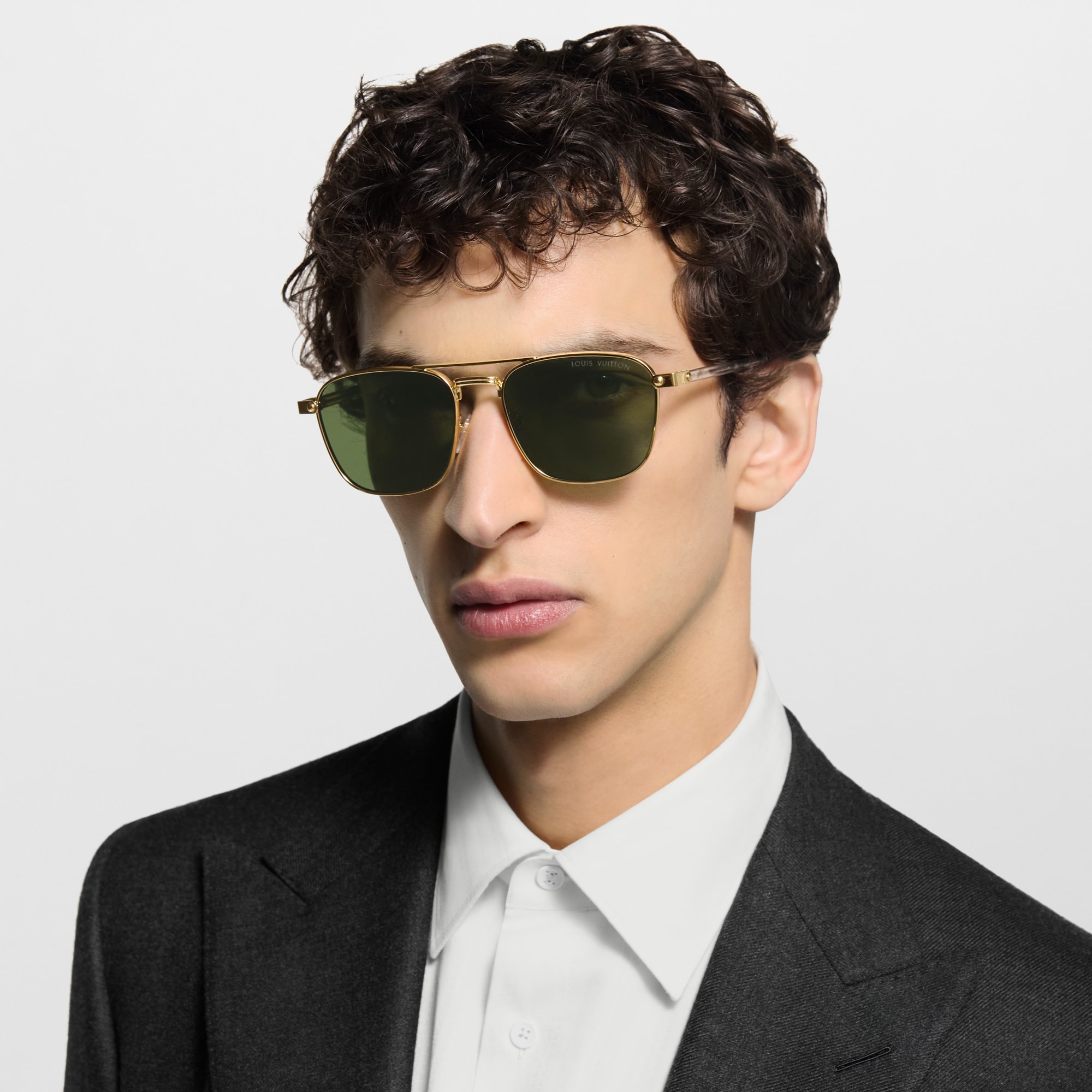 S00 Accessories Sunglasses LV Signature Metal Square Sunglasses | Louis Vuitton ® (Product zoom)