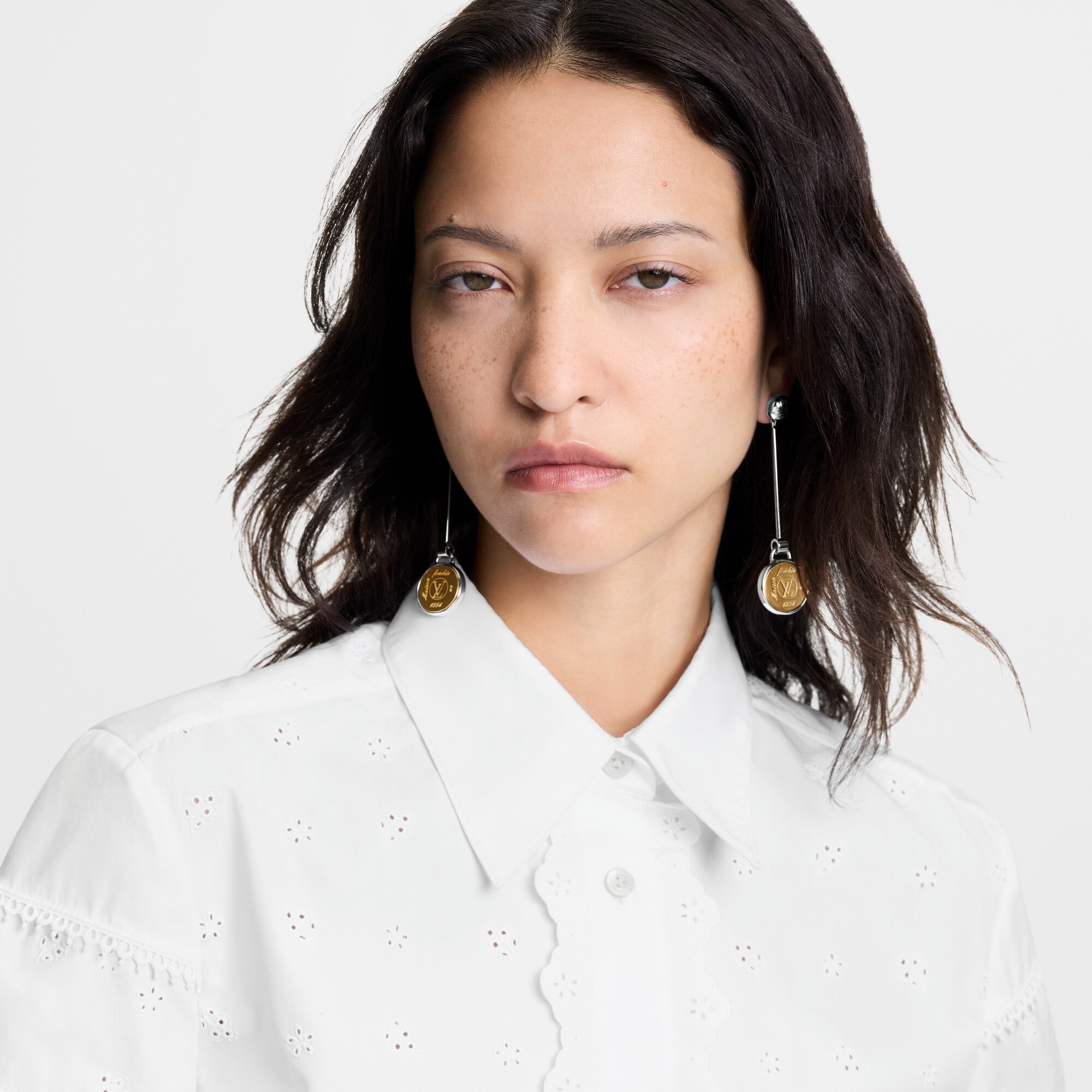 S00 Fashion Jewelry Earrings LV Signet Earrings | Louis Vuitton ® (Product zoom)