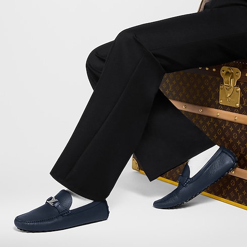 Shoes Loafers and Moccasins LV Silverstone Moccasin | Louis Vuitton ® (Product zoom)