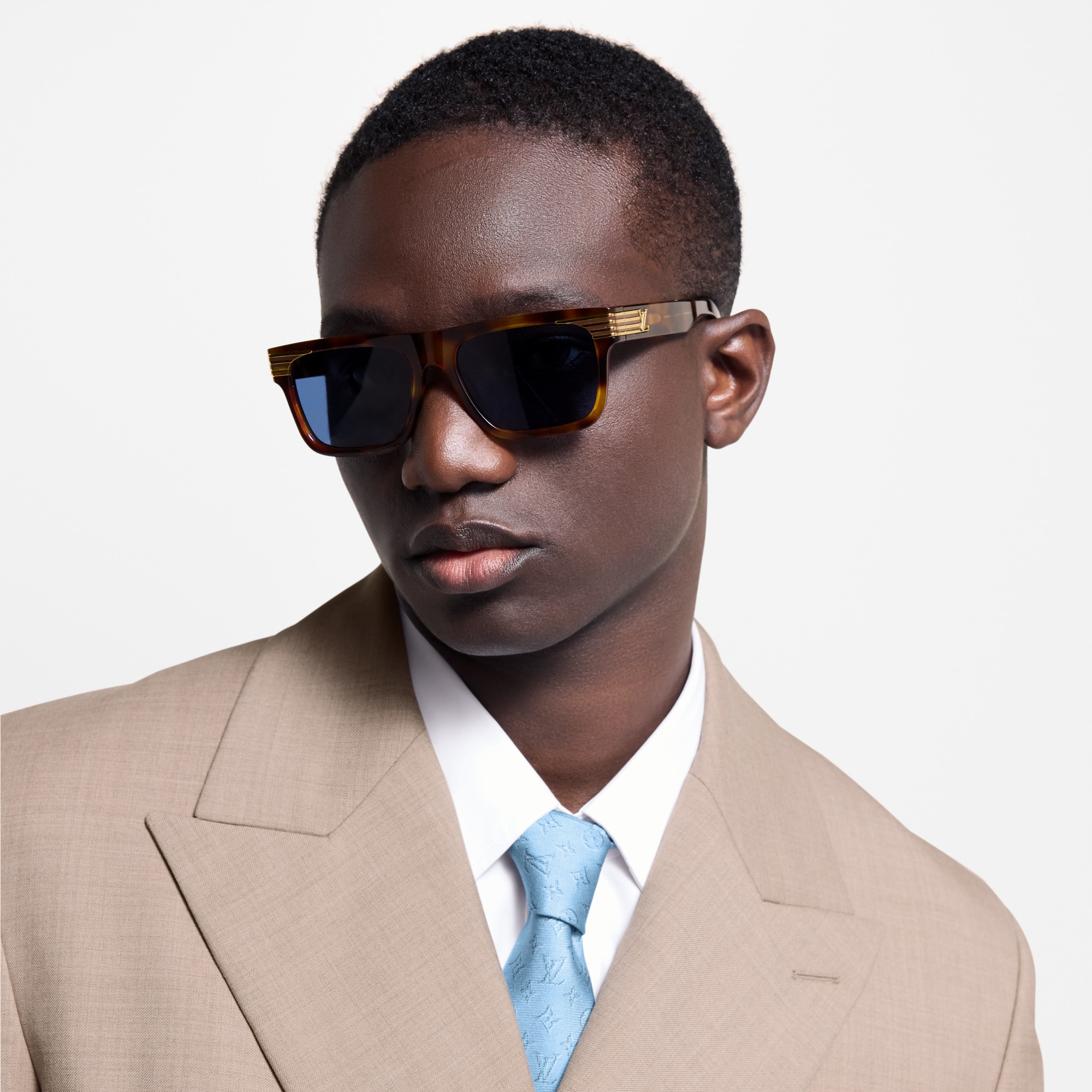 S00 Accessories Sunglasses LV Slide Square Sunglasses | Louis Vuitton ® (Product zoom)