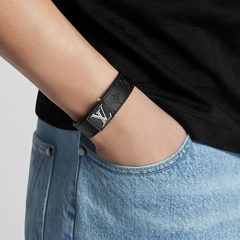 Monogram Shadow Fashion Jewelry Bracelets LV Slim Shadow Bracelet | Louis Vuitton ® (Product zoom)