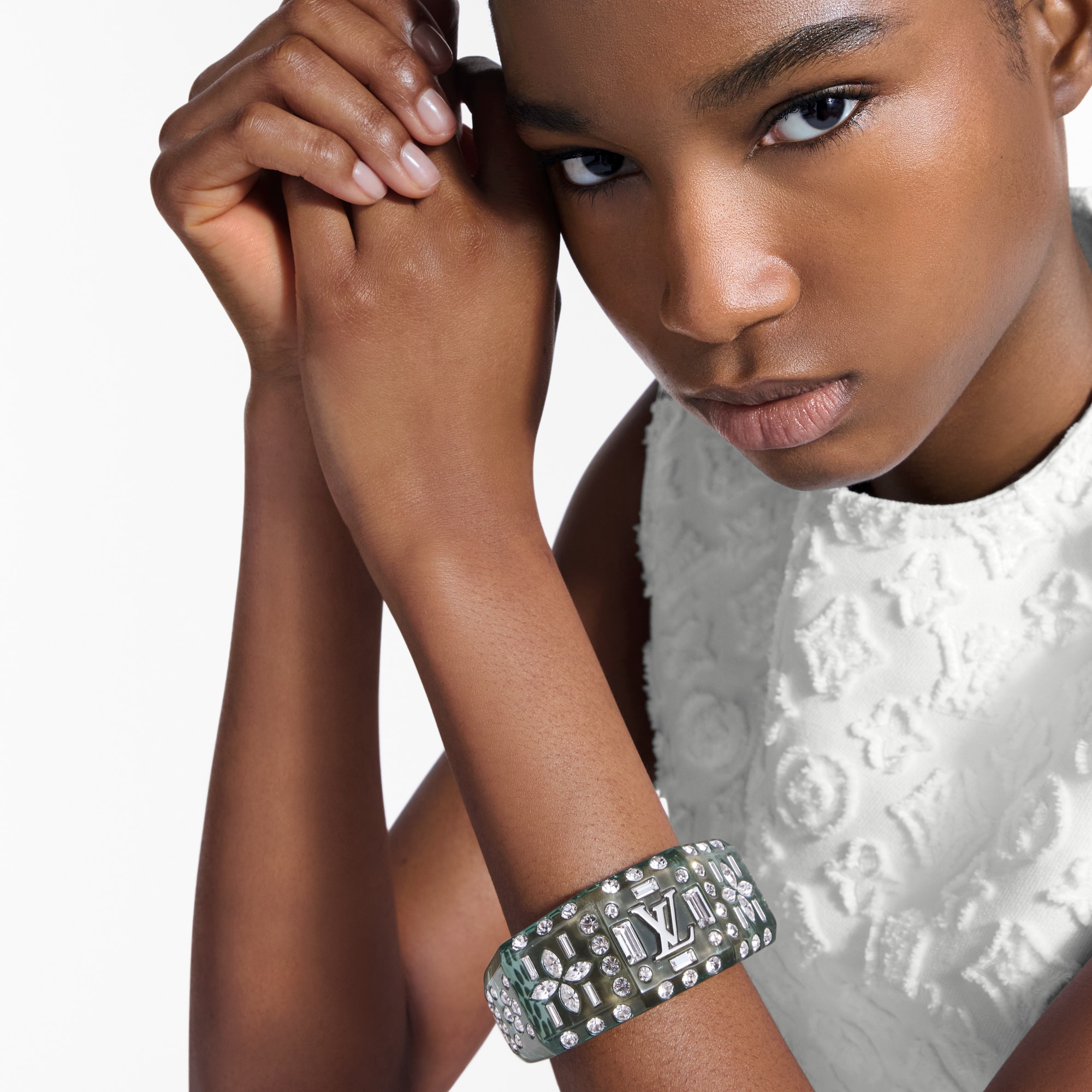 S00 Fashion Jewelry Bracelets LV Sparks Bangle | Louis Vuitton ® (Product zoom)