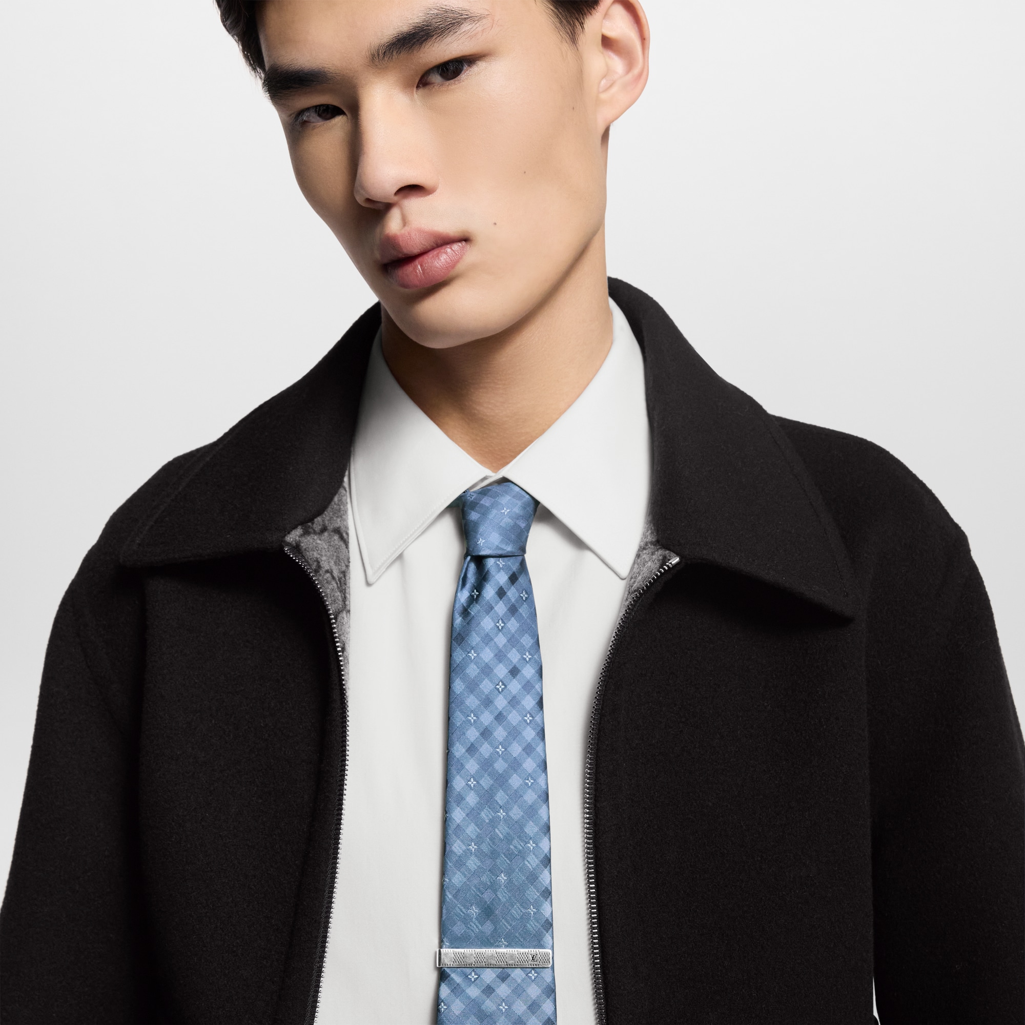 S00 Accessories Ties and Pocket Squares LV Suit Tie Pin | Louis Vuitton ® (Product zoom)
