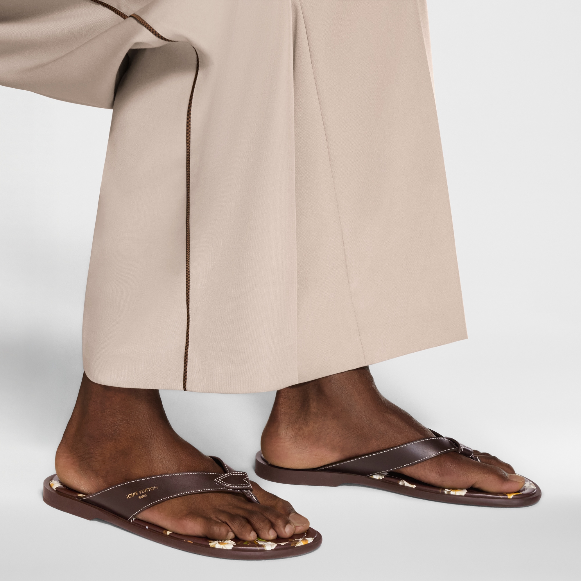 Louis Vuitton Sunset Thong Sandals – Damaged / For Repair LV Sunset Thong - Men - Shoes | LOUIS VUITTON ® main image 3