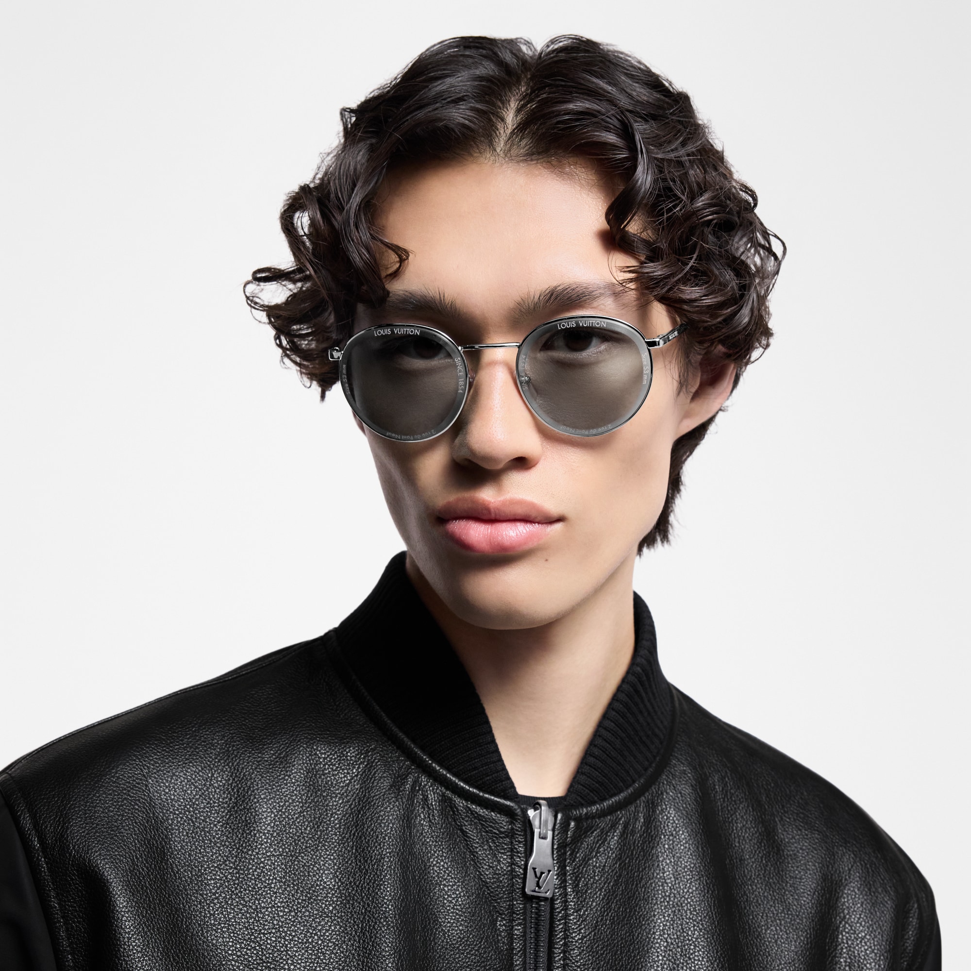 S00 Accessories Sunglasses LV Super Vision Metal Round Sunglasses | Louis Vuitton ® (Product zoom)