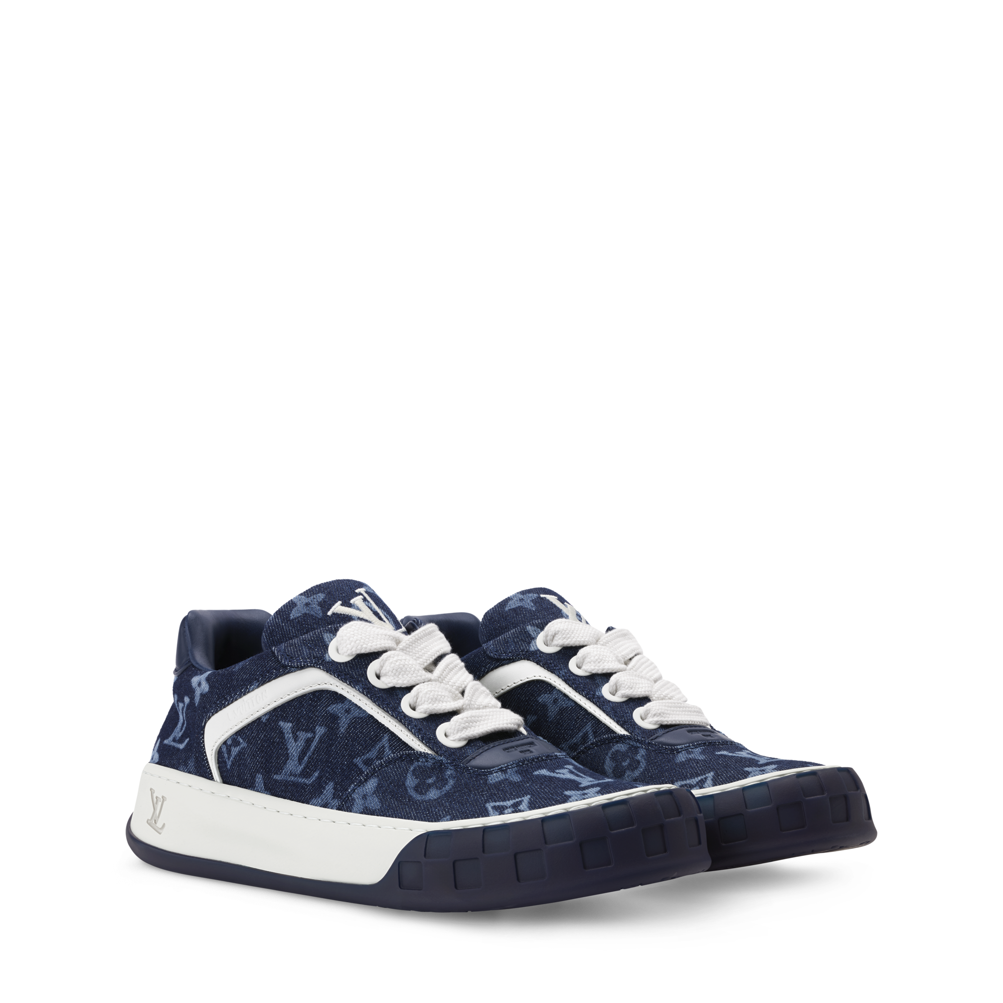 louis-vuitton-lv-tilted- 