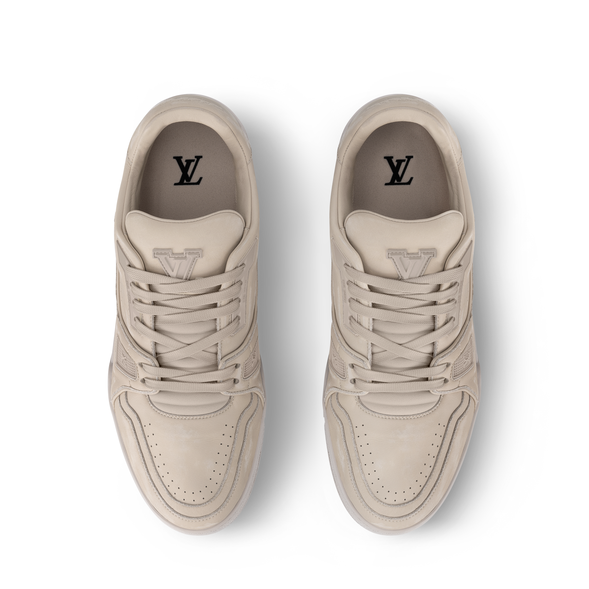  Shoes Sneakers LV Trainer Distressed Sneaker | Louis Vuitton ® (Product zoom)