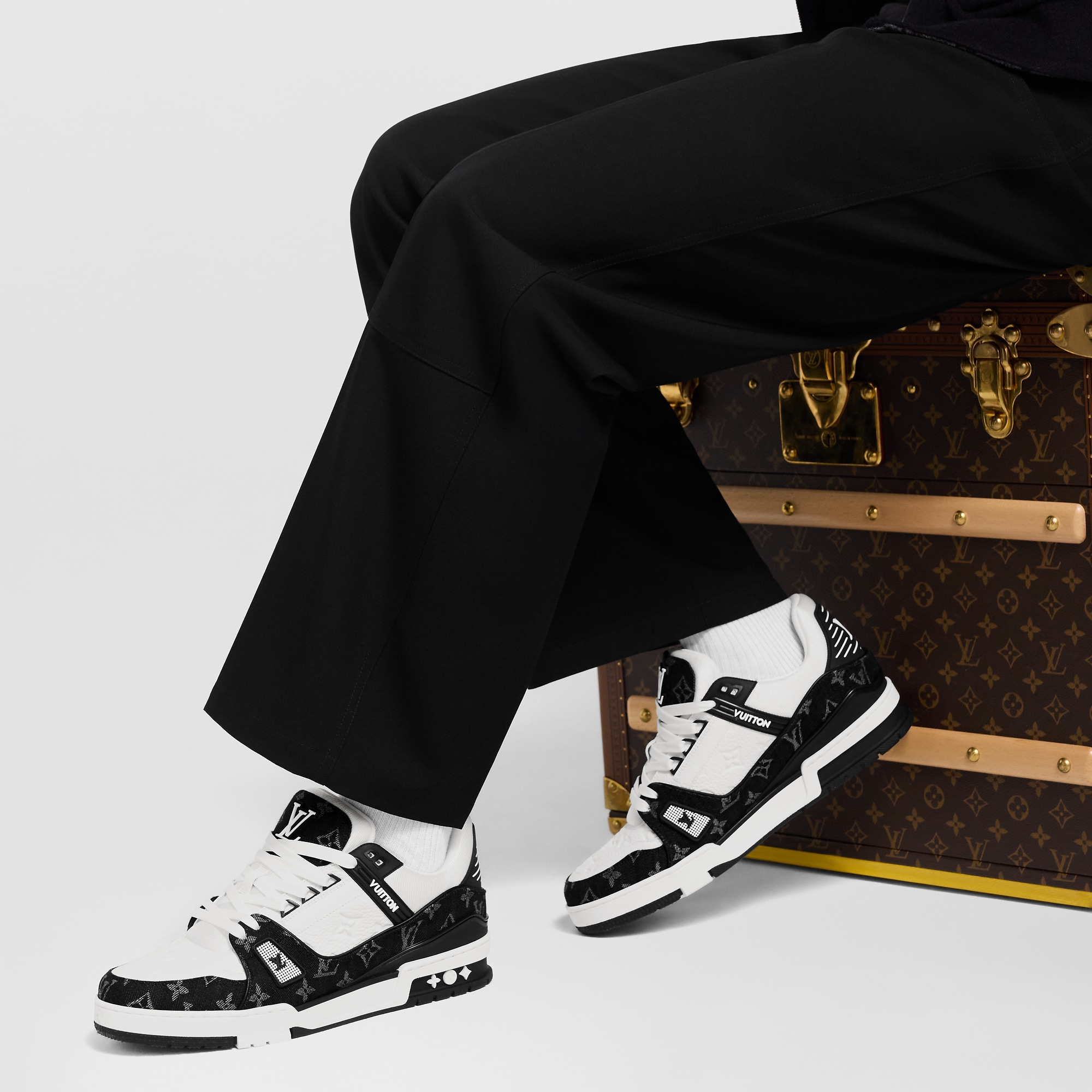 LV Trainer Sneaker