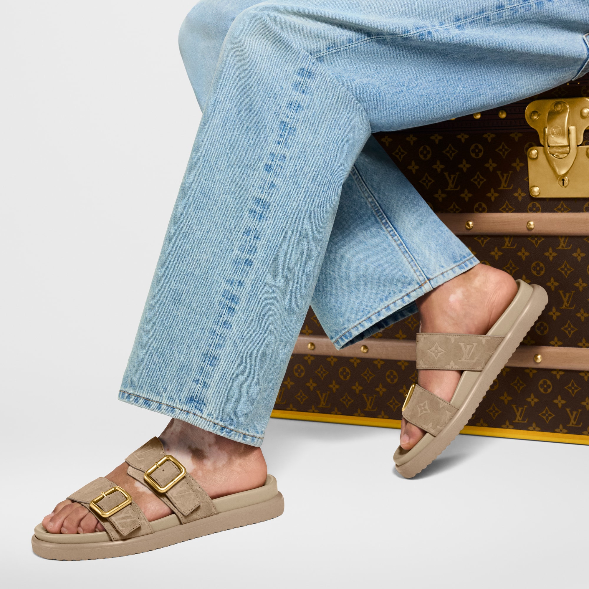  Shoes Sandals LV Venice Mule | Louis Vuitton ® (Product zoom)