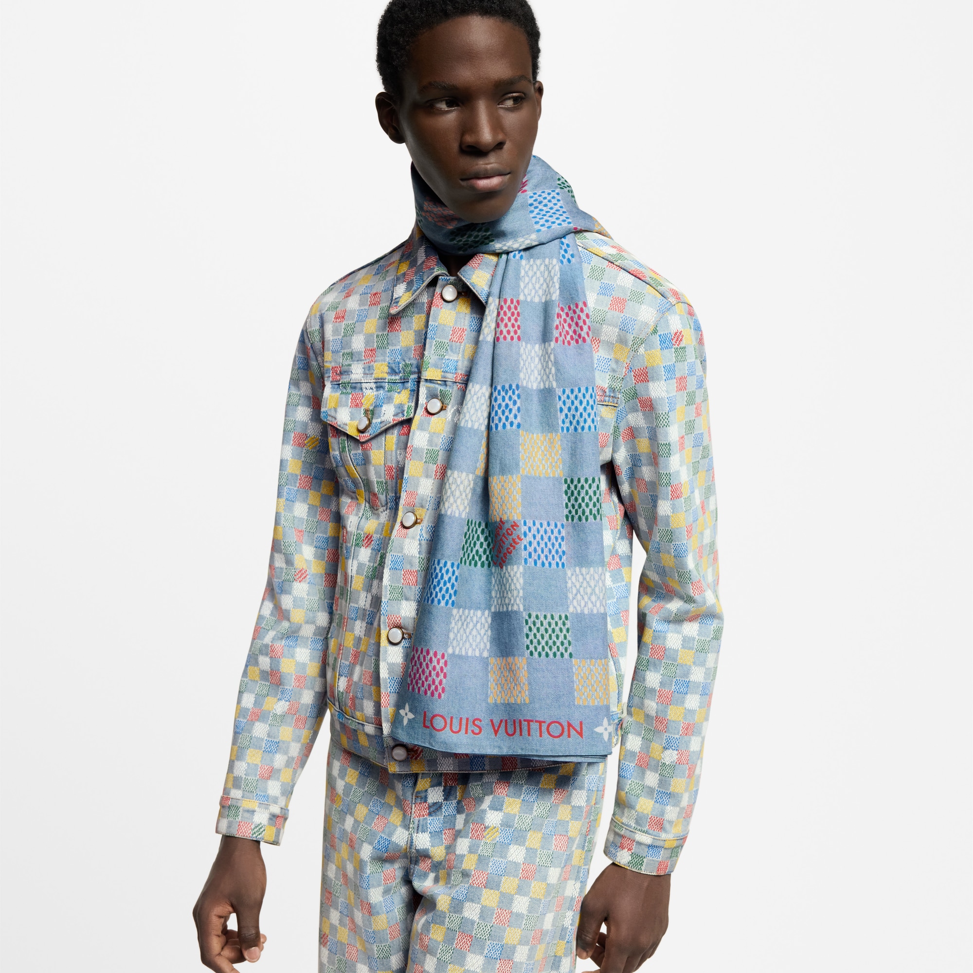 S00 Accessories Scarves LV Vers Damier Denim Stole | Louis Vuitton ® (Product zoom)