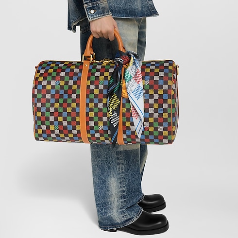 S00 Accessories Silk and Bandanas LV Vers Damier Silk Bandana | Louis Vuitton ® (Product zoom)