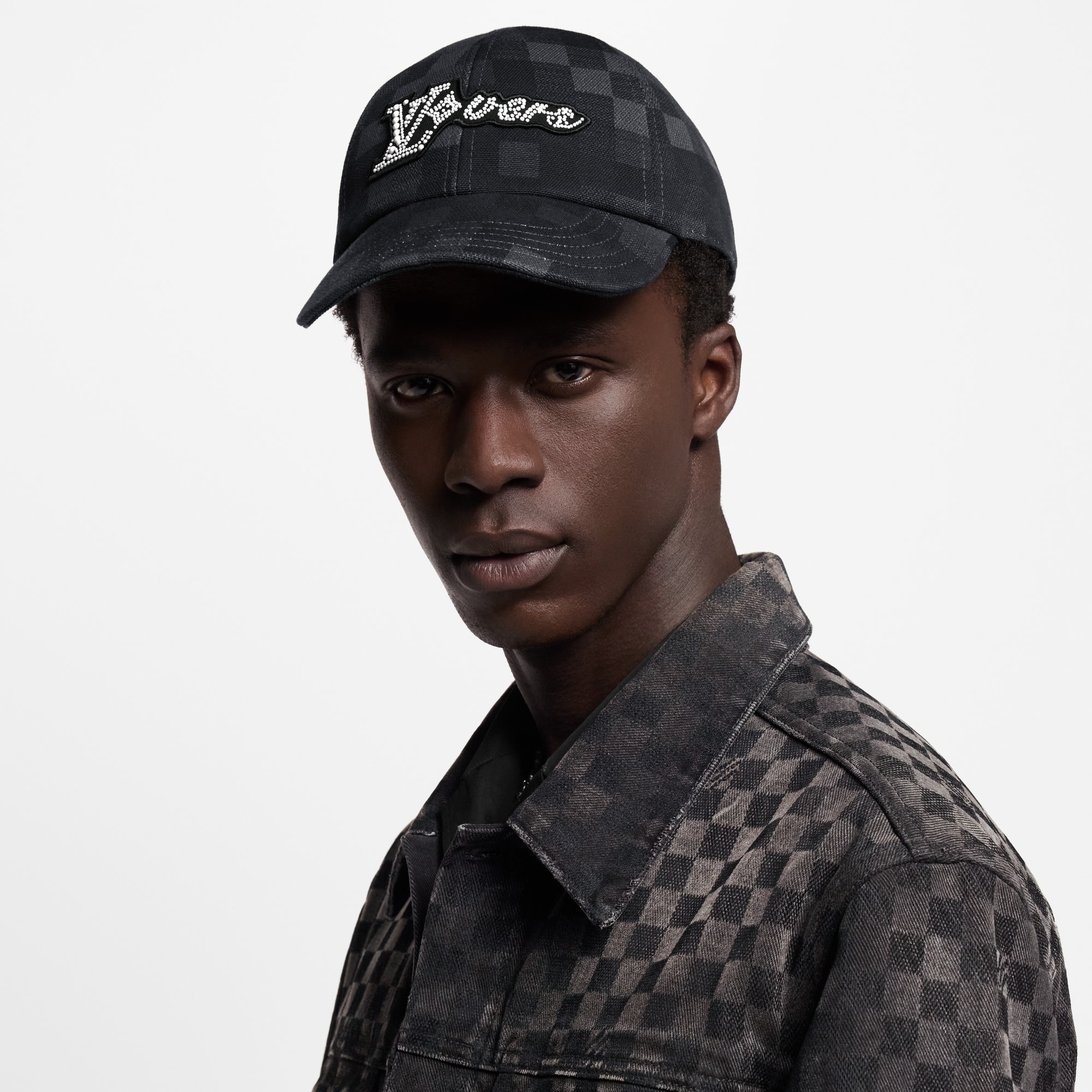 S00 Accessories Hats, Beanies and Gloves LV Vers Damoflage Cap | Louis Vuitton ® (Product zoom)