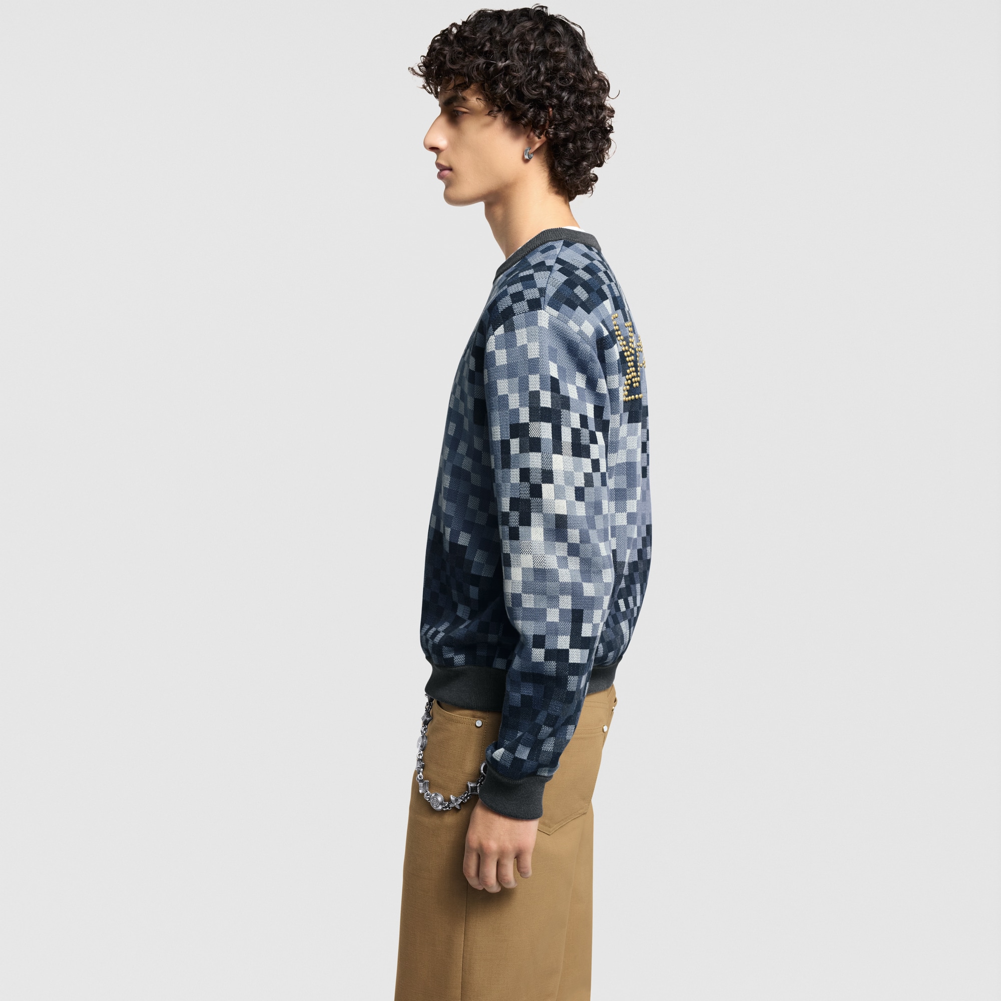  Ready-to-Wear All Ready-to-Wear LV Vers Damoflage Jacquard Pullover | Louis Vuitton ® (Product zoom)