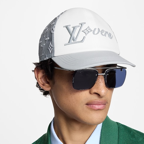 S00 Accessories Hats, Beanies and Gloves LV Vers Mesh Cap | Louis Vuitton ® (Product zoom)