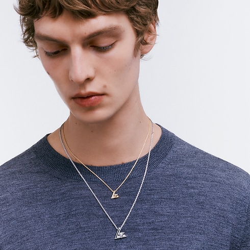 Categories Necklaces and Pendants LV Volt One Pendant | Louis Vuitton ® (Product zoom)