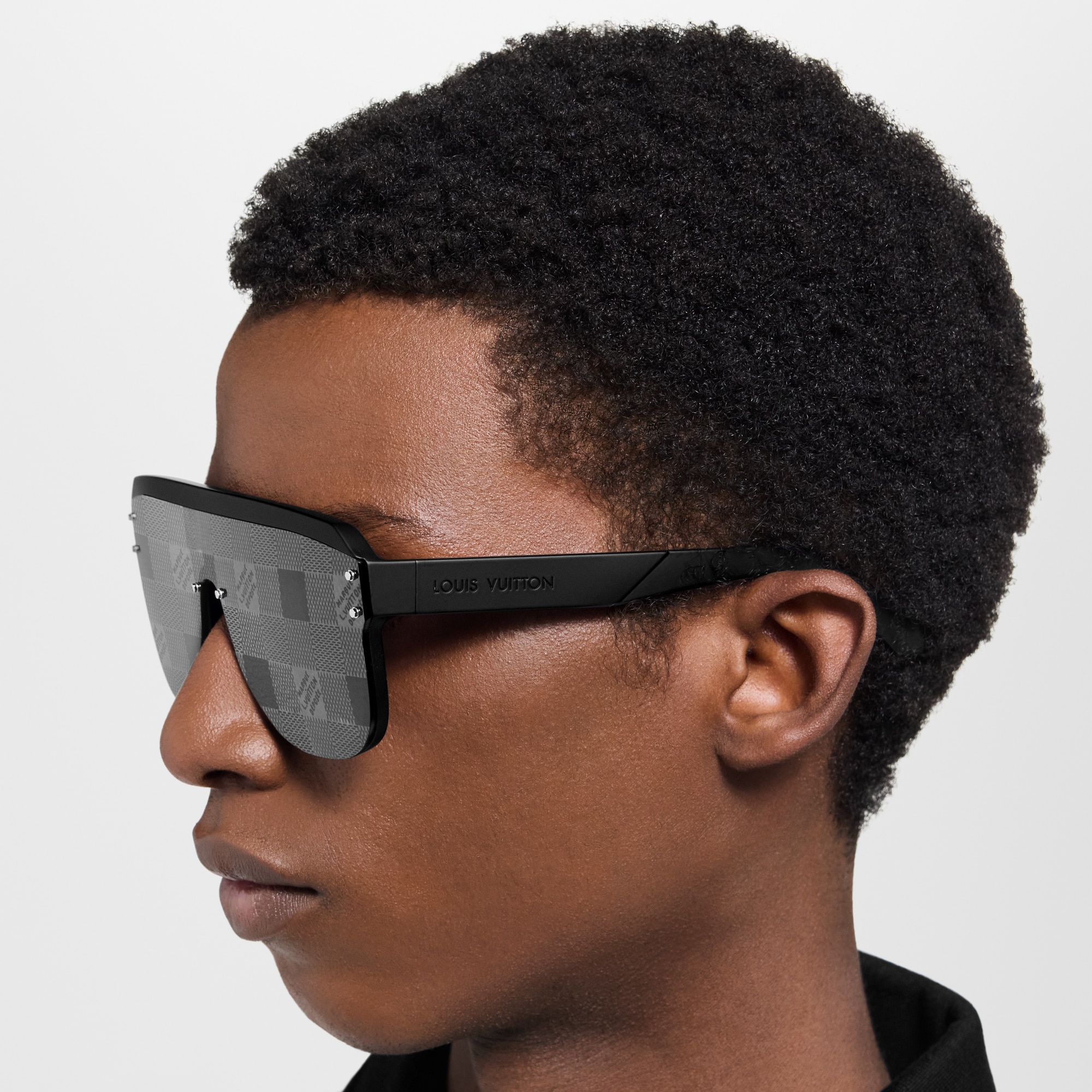 S00 Accessories Sunglasses LV Waimea Mask Round Sunglasses | Louis Vuitton ® (Product zoom)