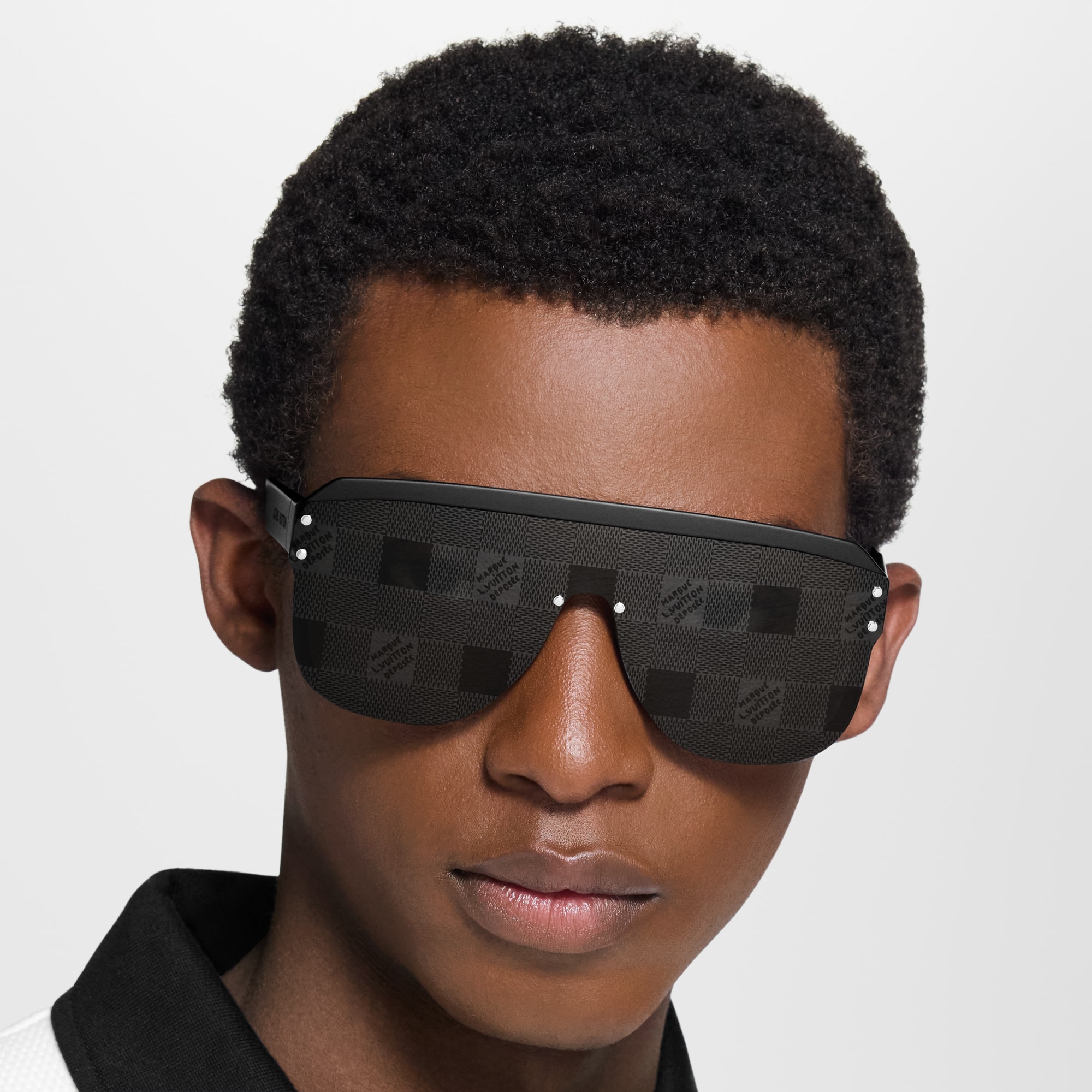 S00 Accessories Sunglasses LV Waimea Mask Round Sunglasses | Louis Vuitton ® (Product zoom)