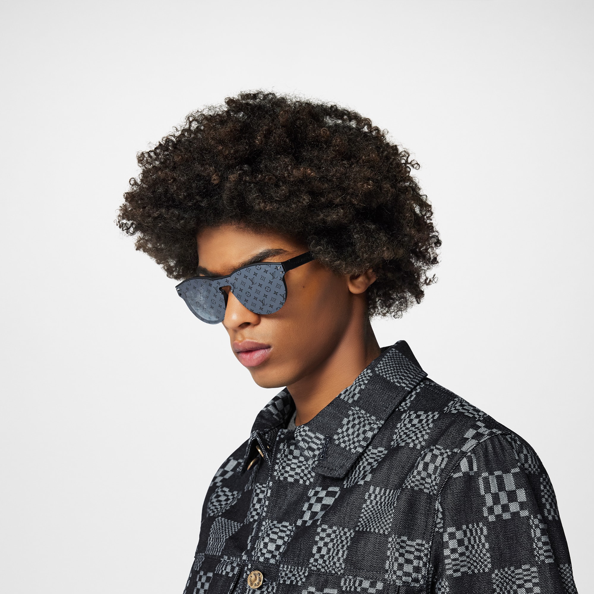 S00 Accessories Sunglasses LV Waimea Round Sunglasses | Louis Vuitton ® (Product zoom)