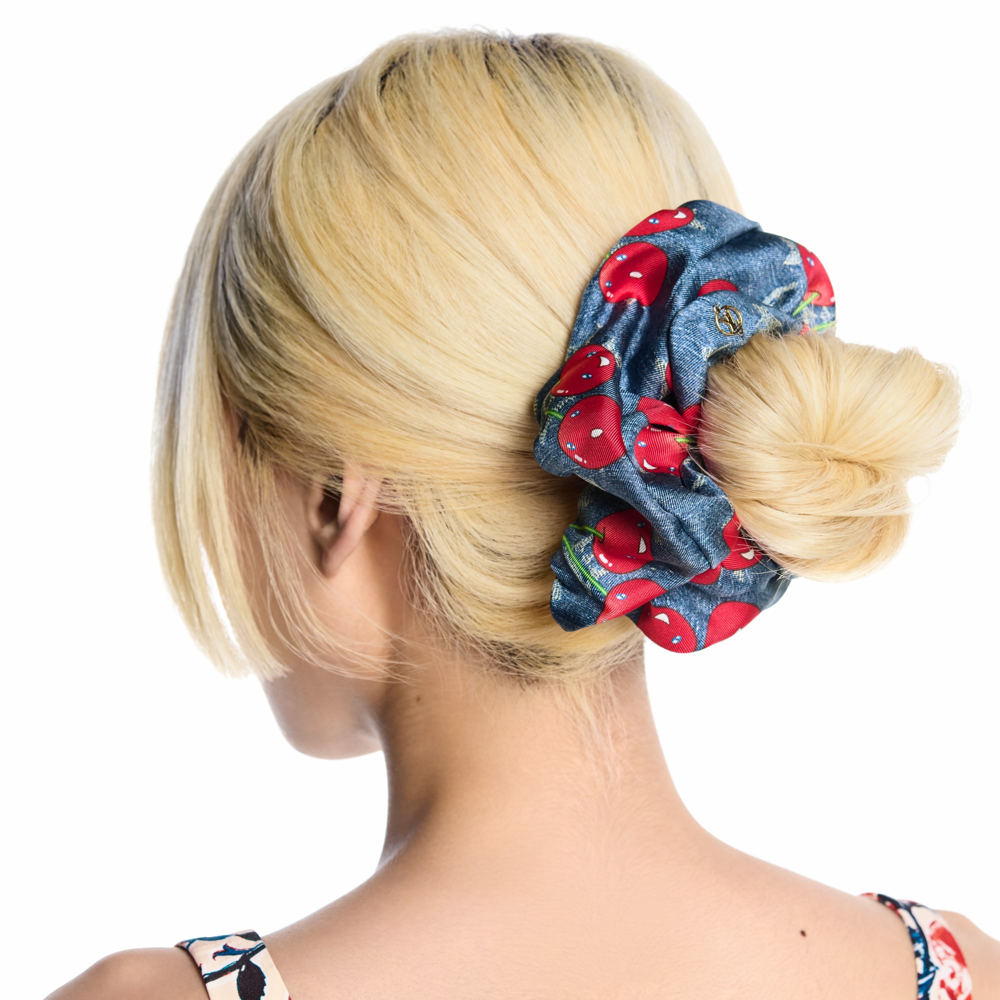 S00 Accessories Hair Accessories LV x TM Denim Cerise Scrunchy | Louis Vuitton ® (Product zoom)