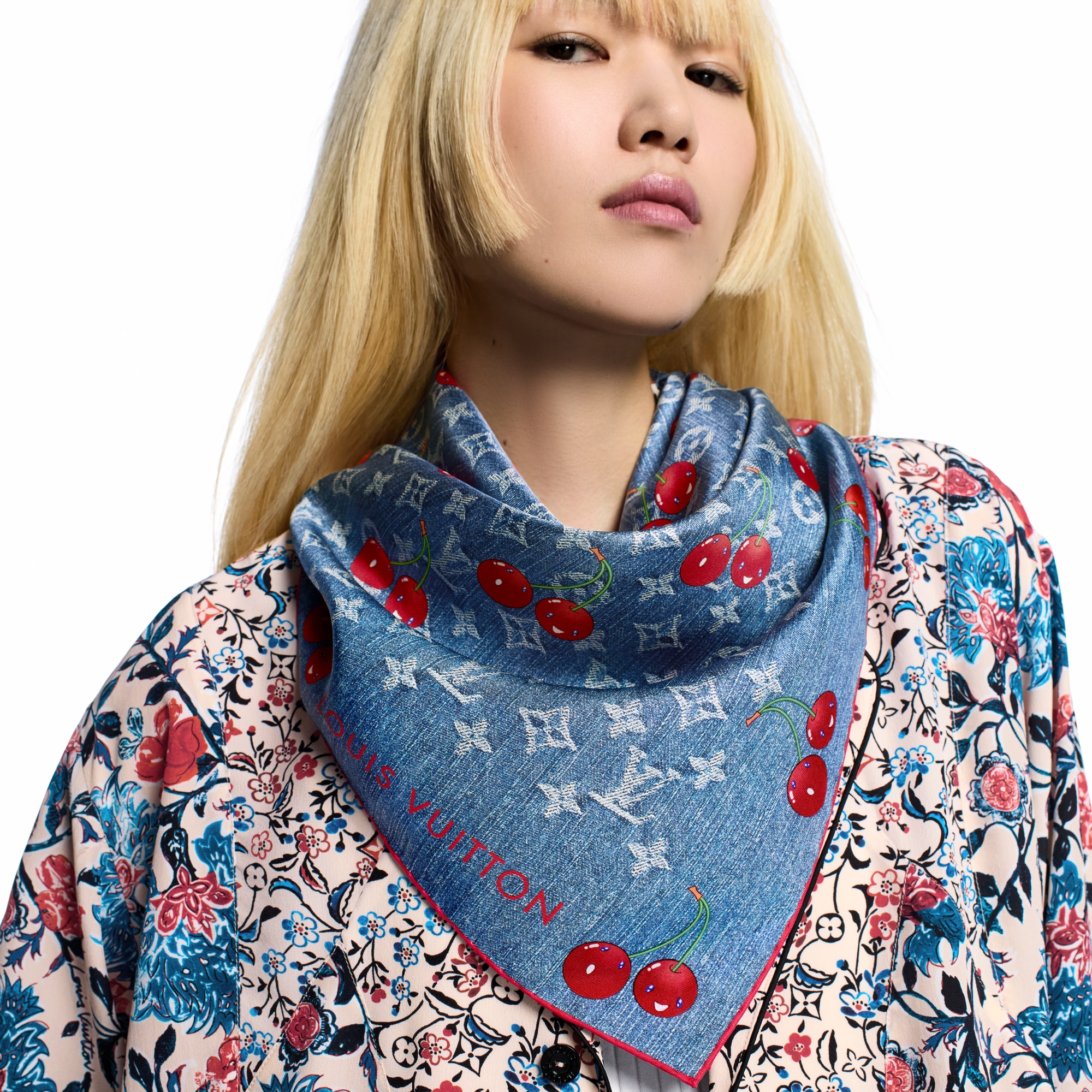 S00 Accessories Silk Squares and Bandeaus  LV x TM Denim Cerise Square 90 | Louis Vuitton ® (Product zoom)