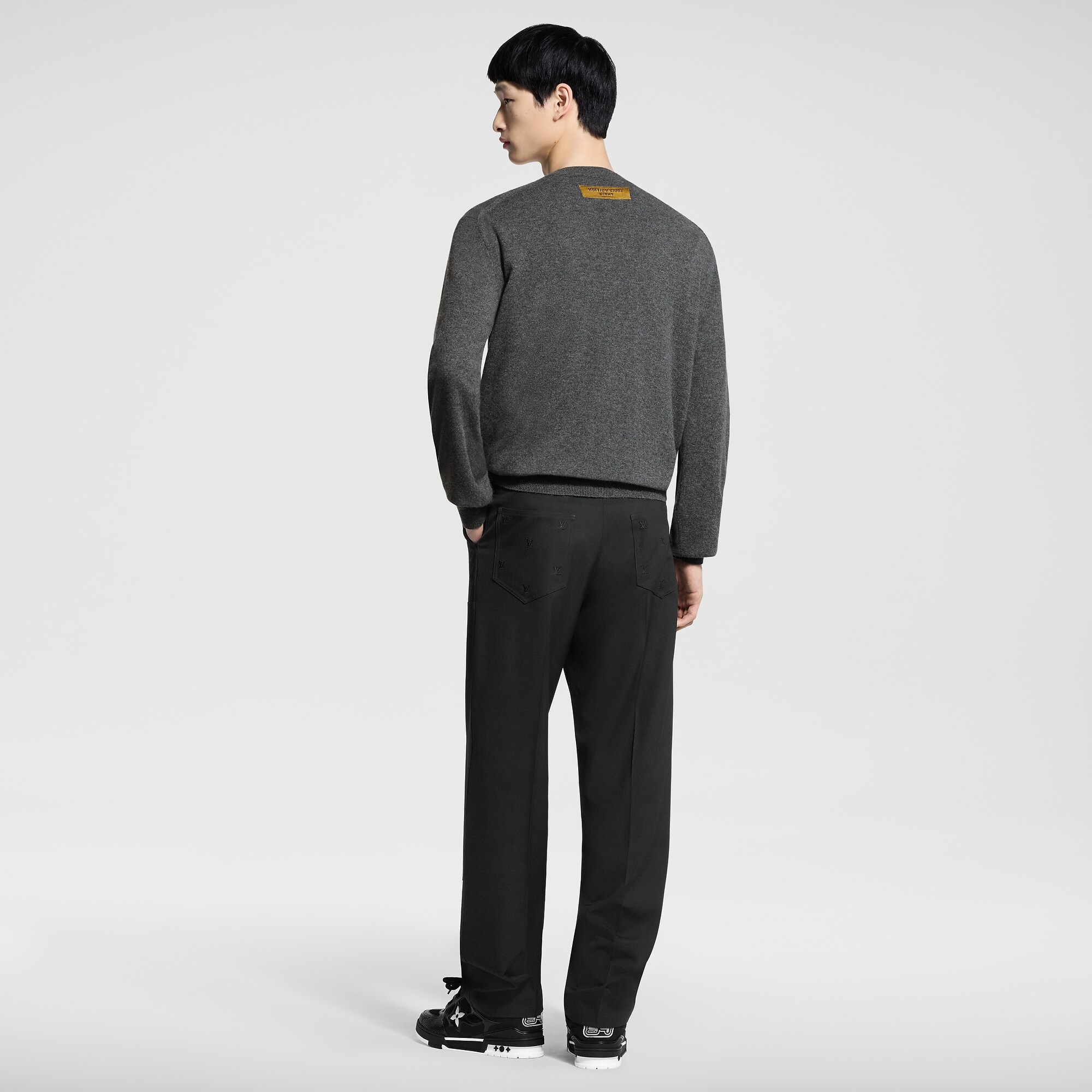 LVSE LV Embossed Crewneck